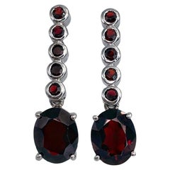 Vintage Modern 18 Karat White Gold Red Garnet Stud Drop Earrings