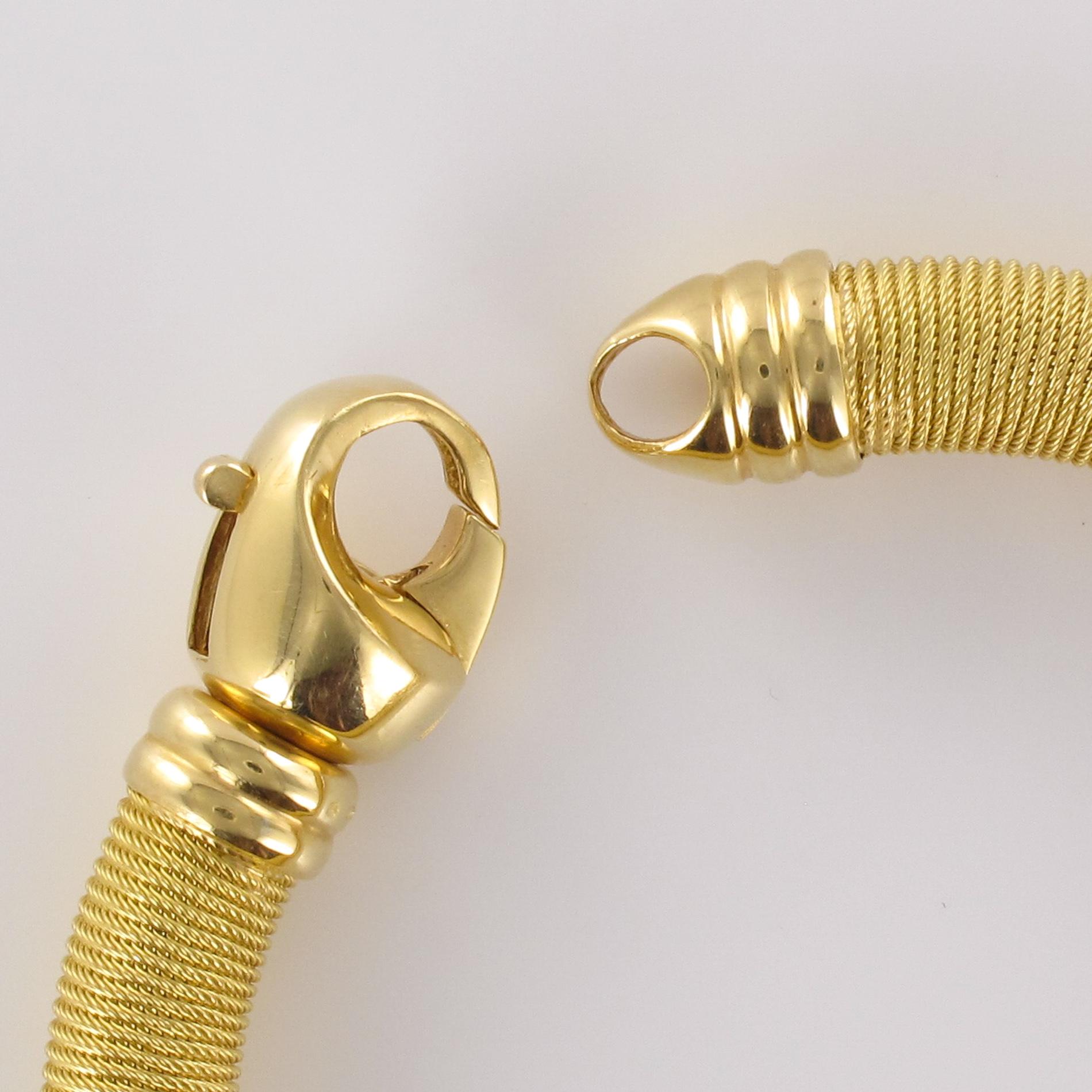 Modern 18 Karat Yellow Gold Cable Bangle Bracelet 7