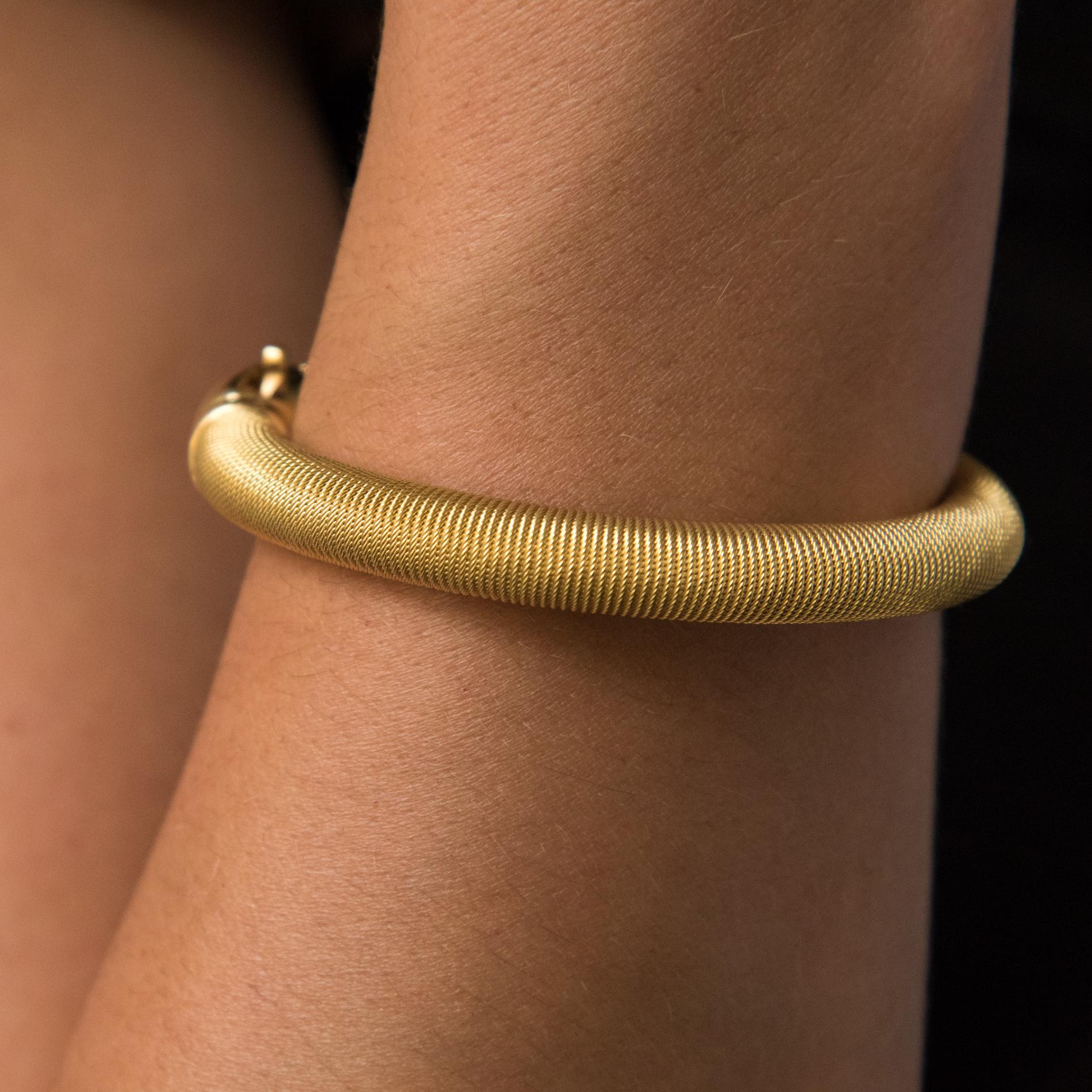 Women's Modern 18 Karat Yellow Gold Cable Bangle Bracelet