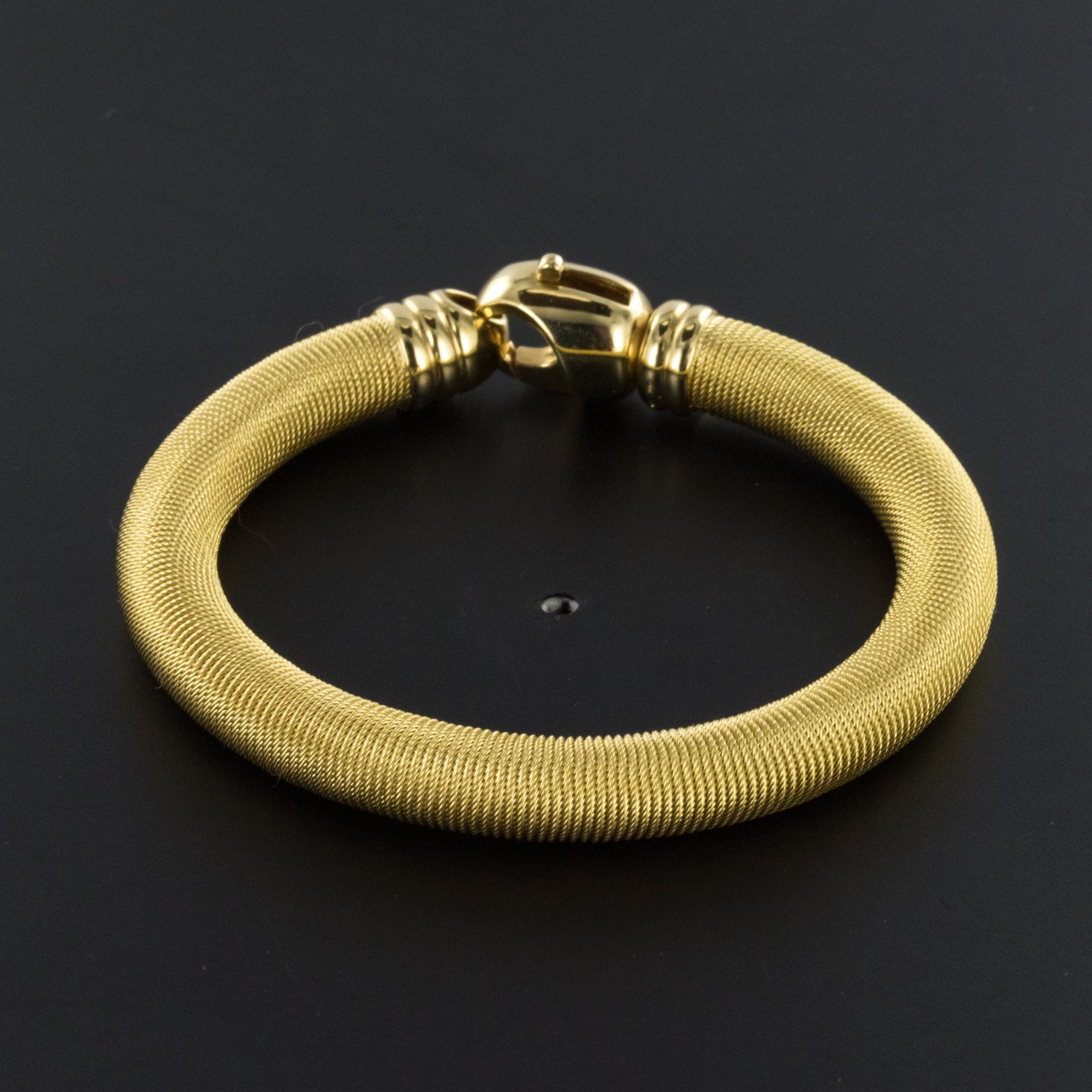Modern 18 Karat Yellow Gold Cable Bangle Bracelet 2