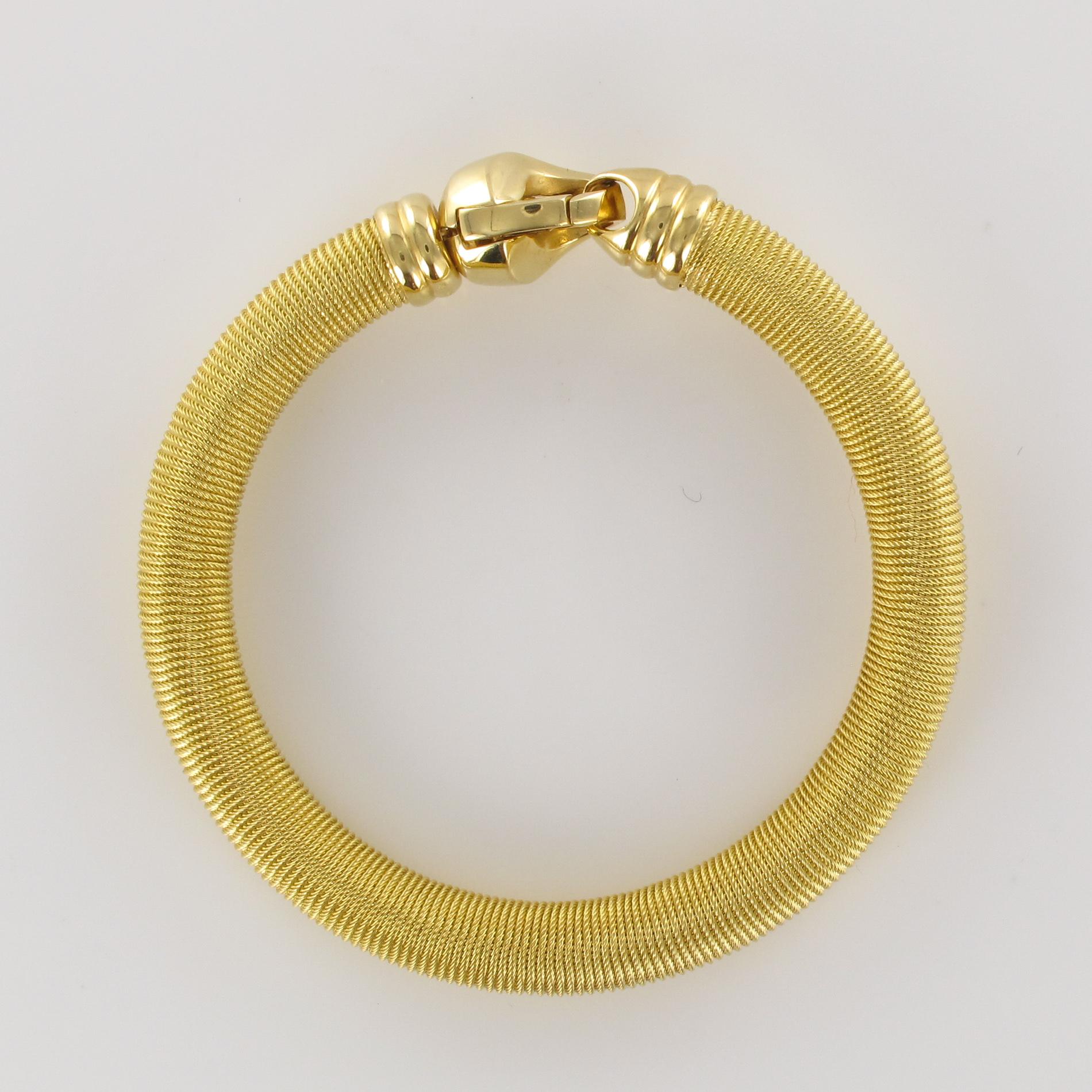 Modern 18 Karat Yellow Gold Cable Bangle Bracelet 5