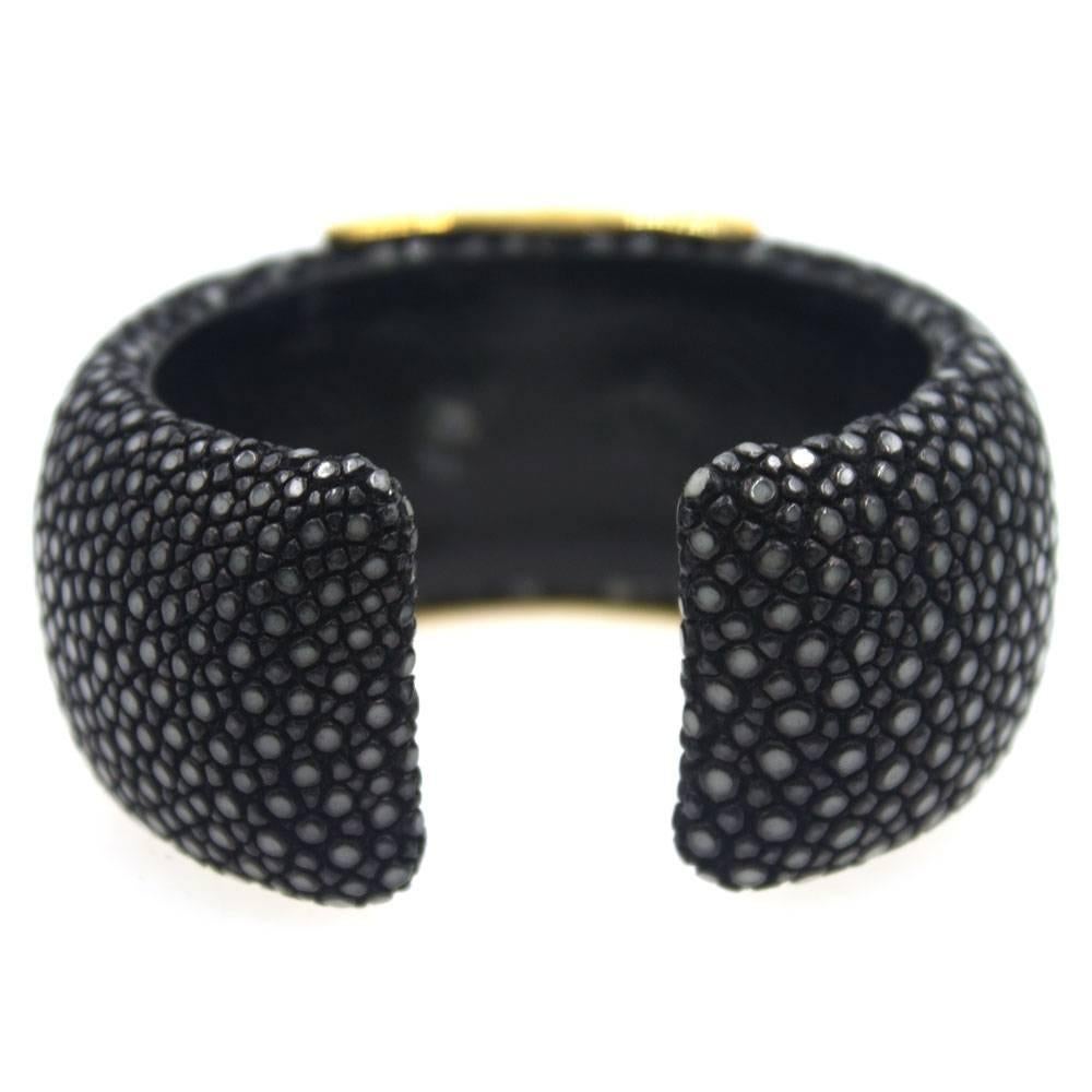 Women's Modern 18 Karat Yellow Gold Citrine Peridot Stingray Leather Cuff Bracelet