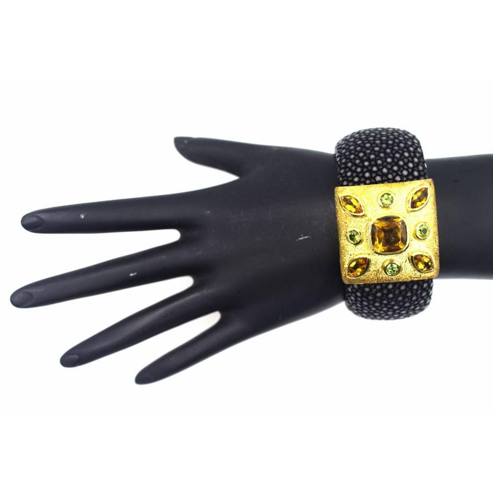 Modern 18 Karat Yellow Gold Citrine Peridot Stingray Leather Cuff Bracelet 3