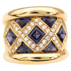 Modern 18 Karat Yellow Gold Diamond and Iolite Ring, Italy