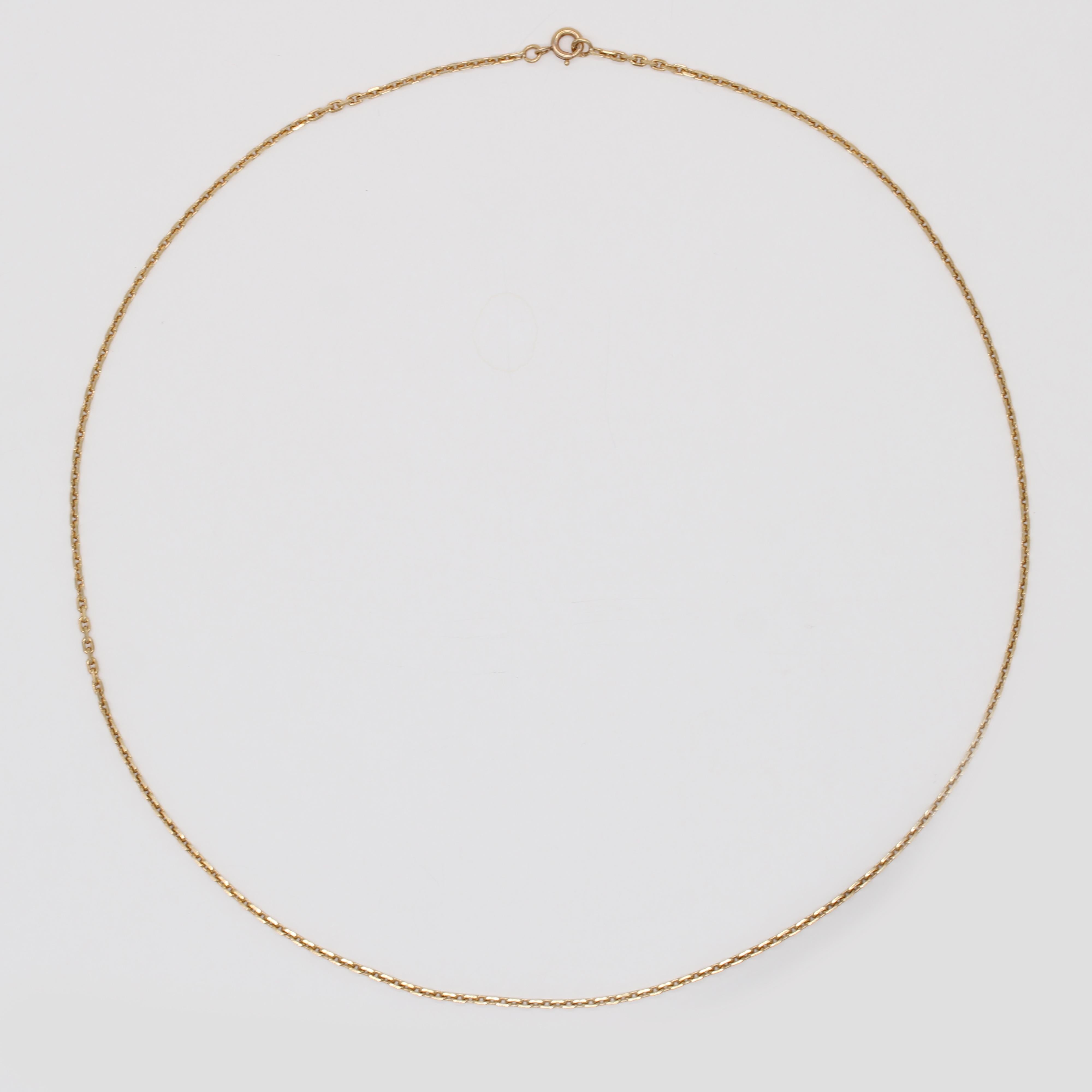 Chaîne moderne en or jaune 18 carats en maille de bagnard cloué en vente 1