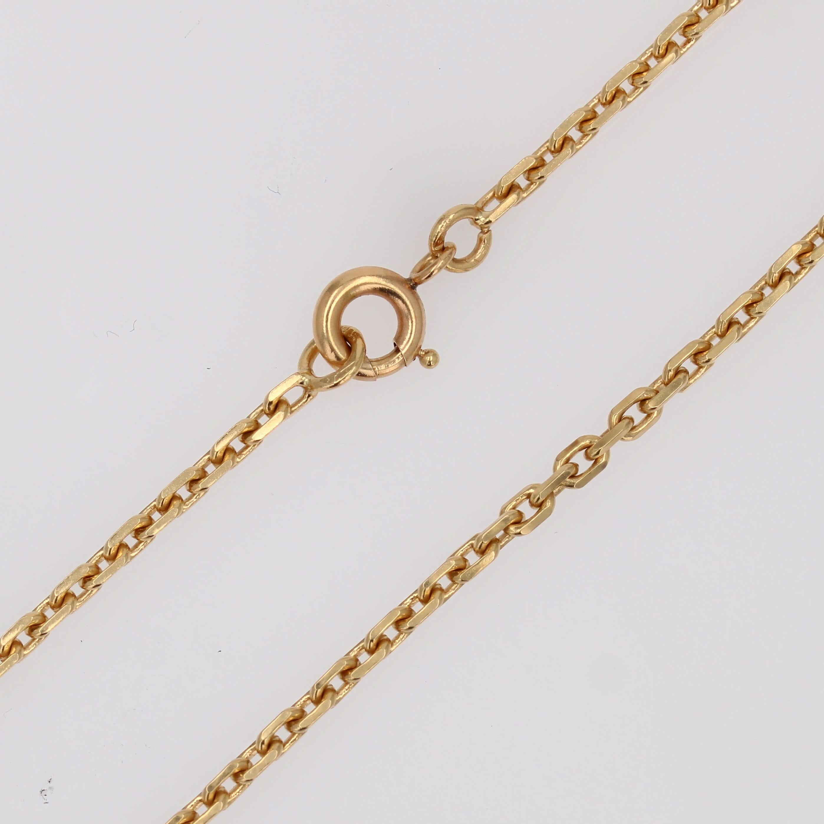 Chaîne moderne en or jaune 18 carats en maille de bagnard cloué en vente 3