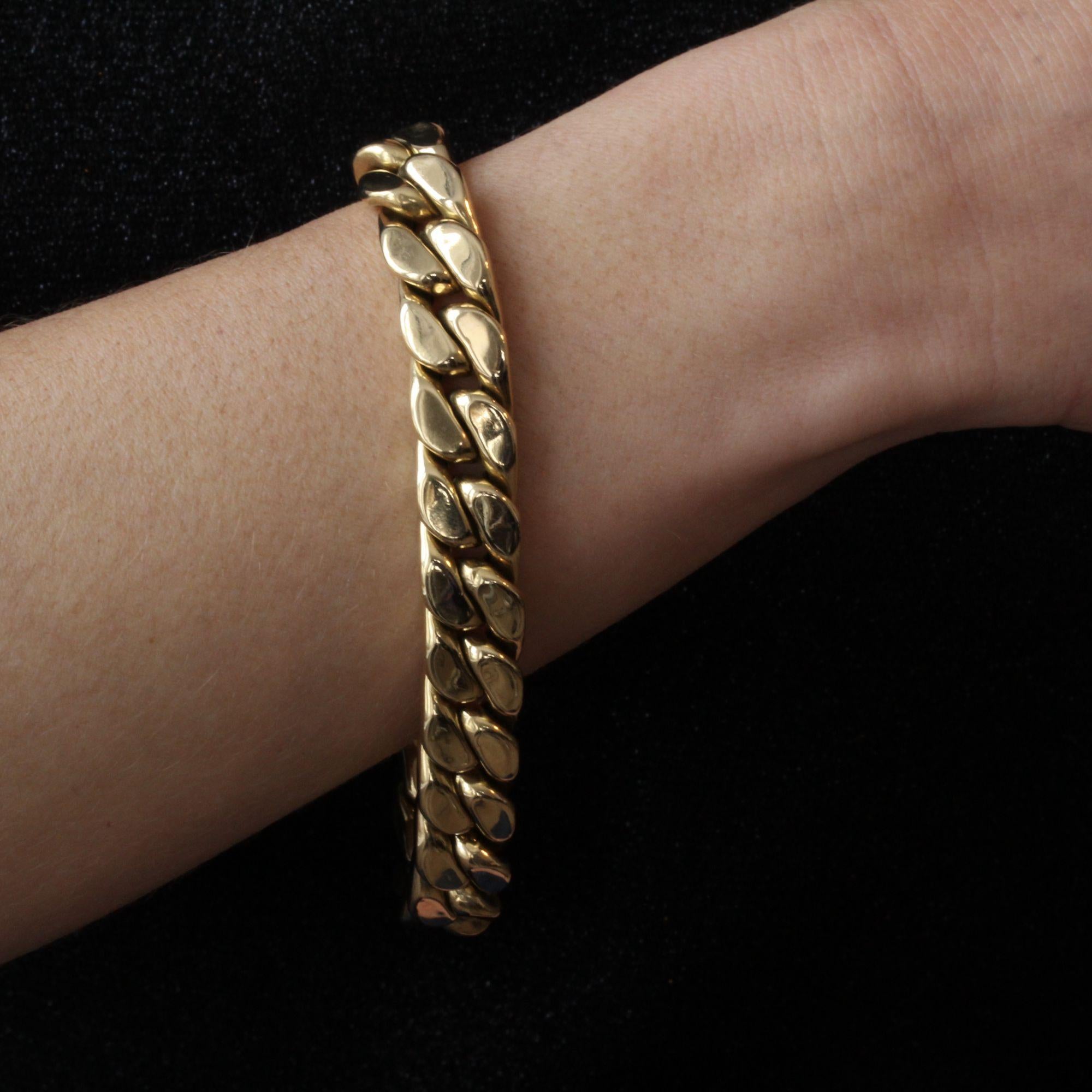 Modern 18 Karat Yellow Gold Flat Curb Bracelet 1