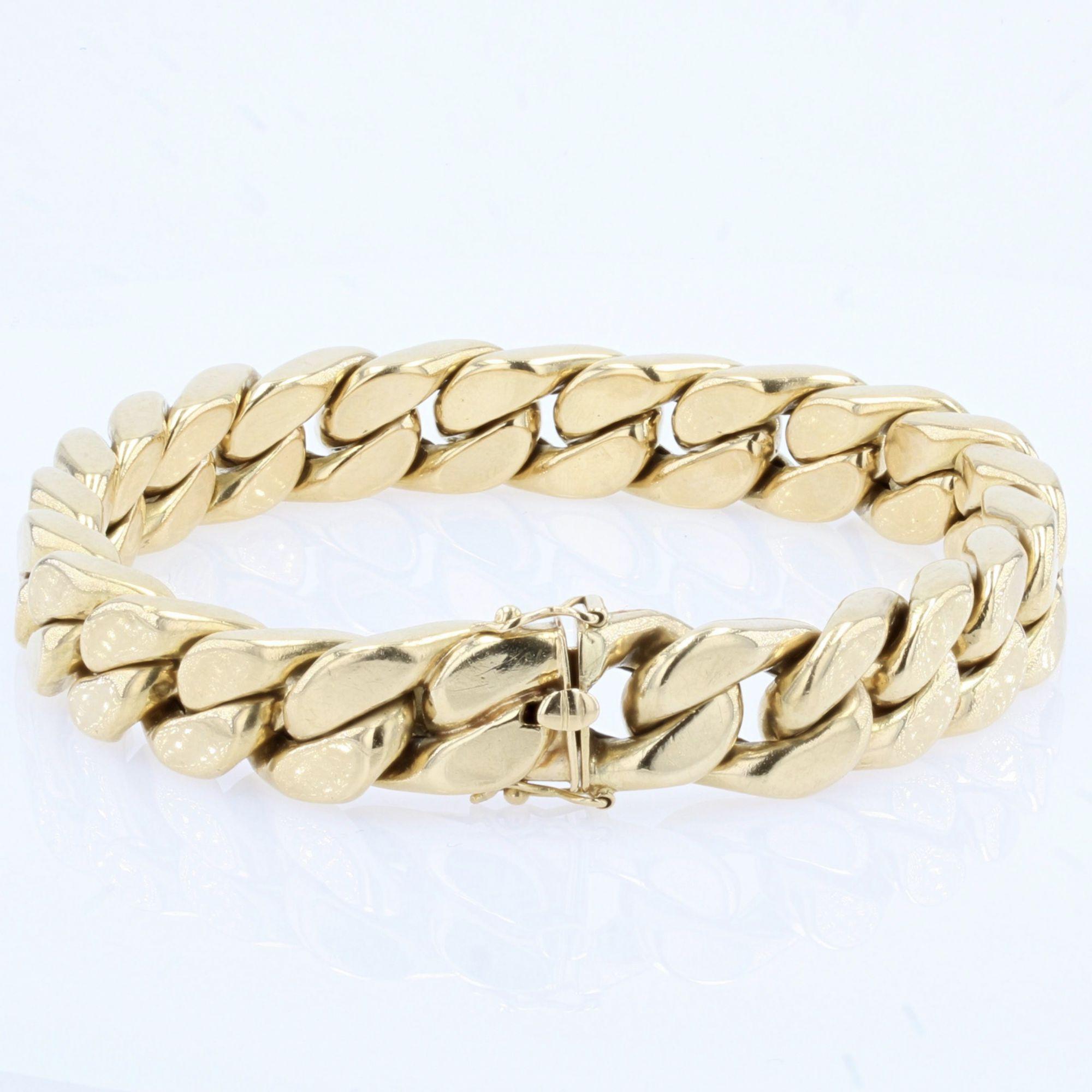 Modern 18 Karat Yellow Gold Flat Curb Bracelet 3
