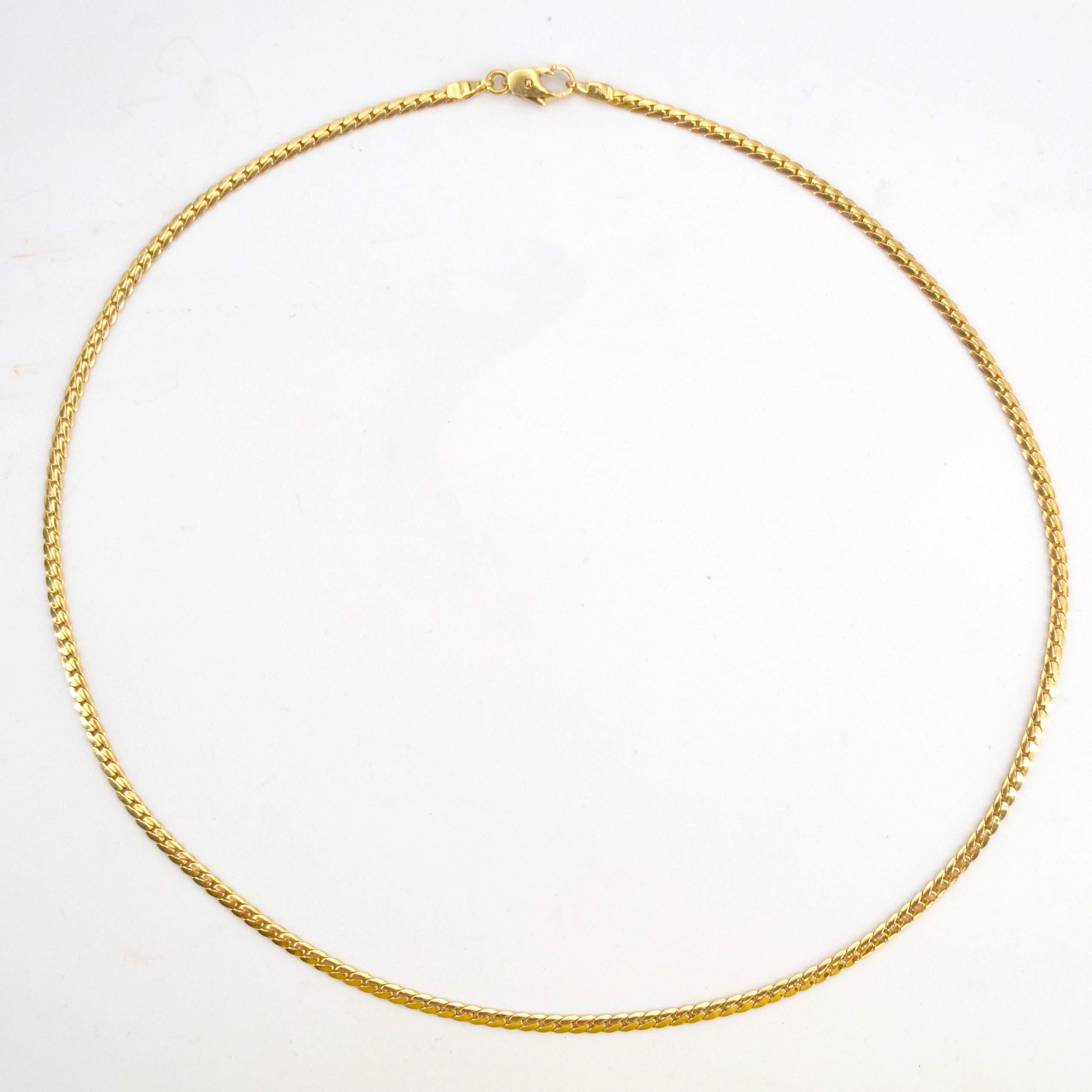 Modern 18 Karat Yellow Gold Flat Curb Mesh Chain In Good Condition For Sale In Poitiers, FR