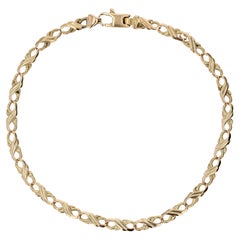 Modern 18 Karat Yellow Gold Flat Pattern Bracelet