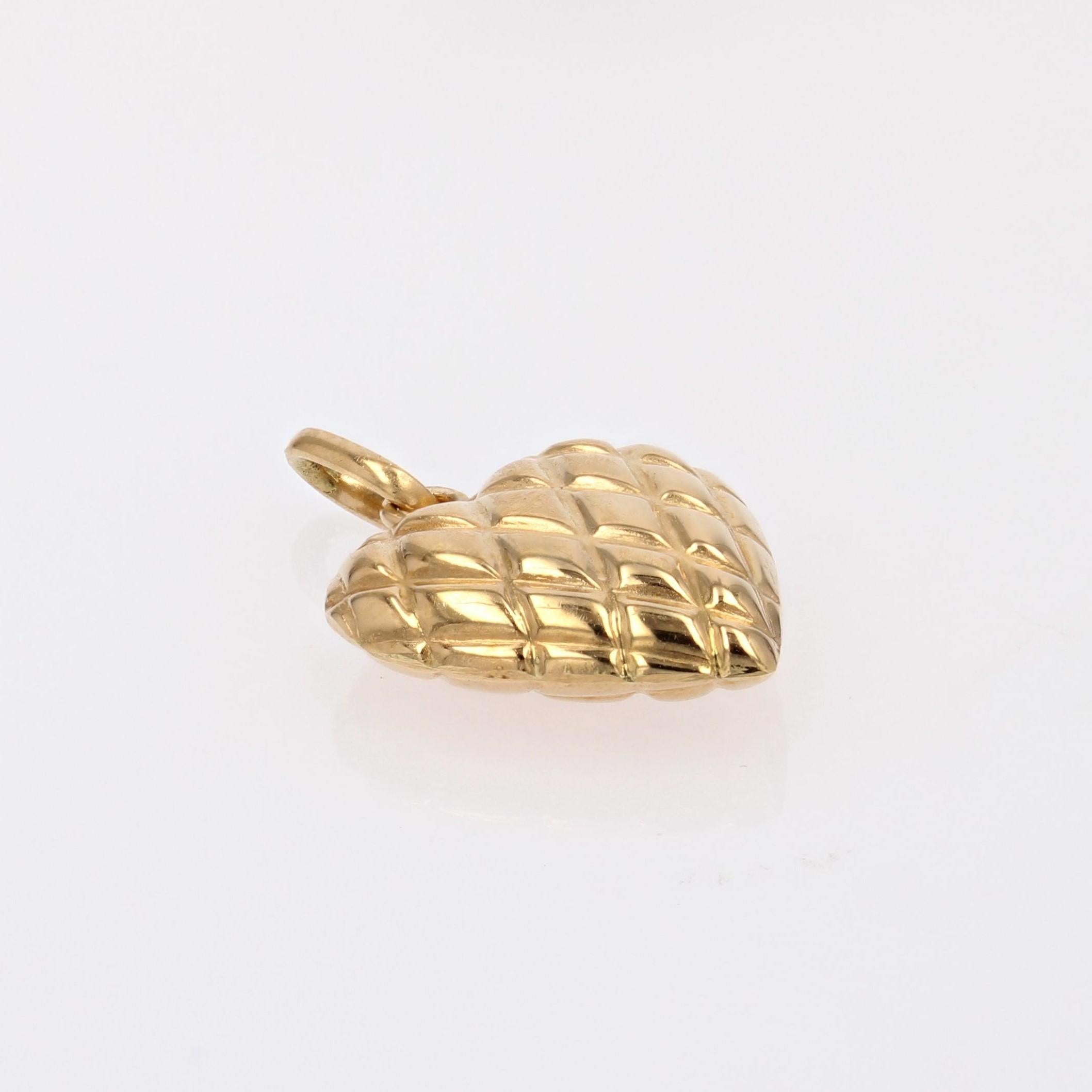 Pendentif moderne en or jaune 18 carats en forme de cœur en vente 2