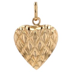 Modern 18 Karat Yellow Gold Heart-Shape Charm Pendant