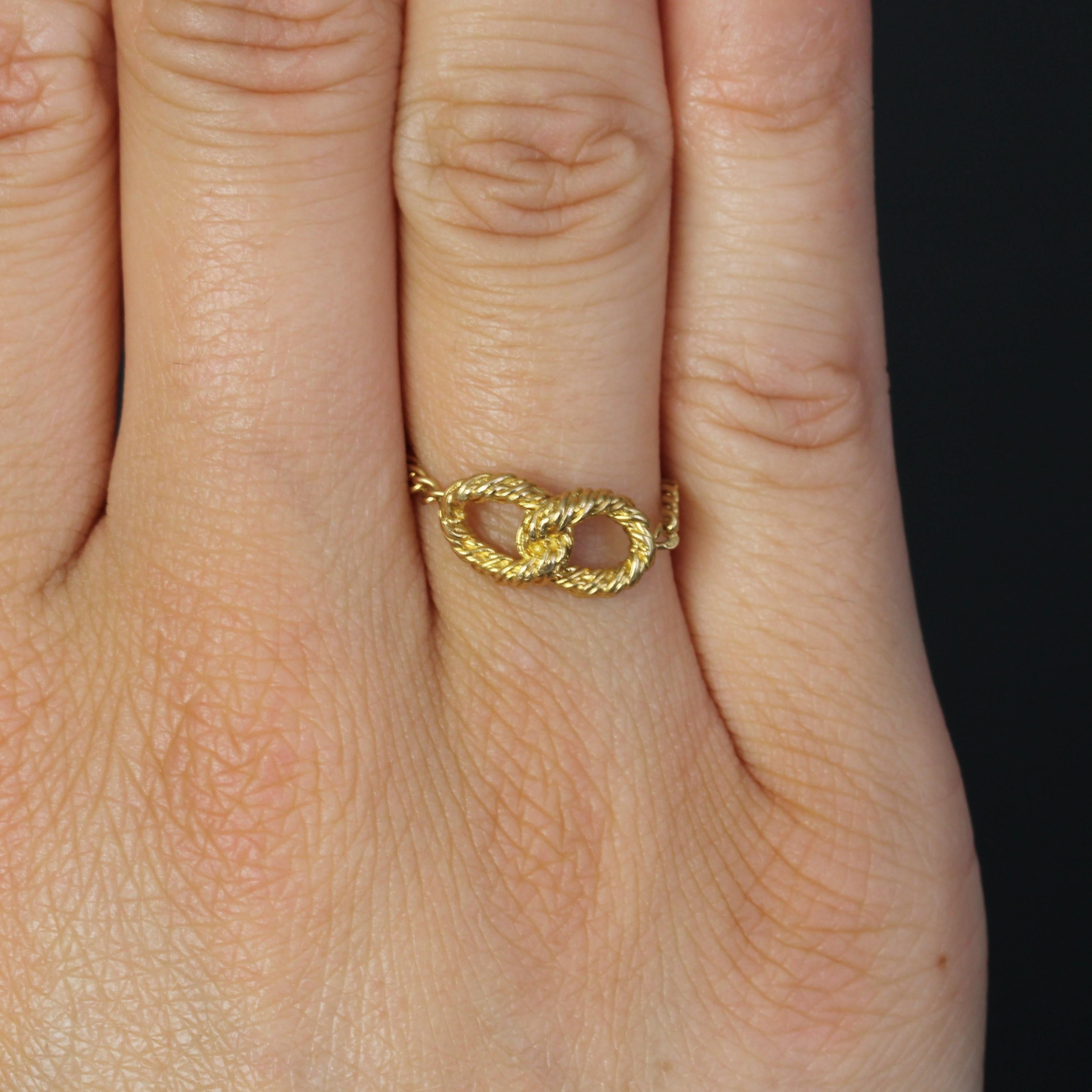 Bague moderne en or jaune 18 carats à chaînes entrelacées Pour femmes en vente
