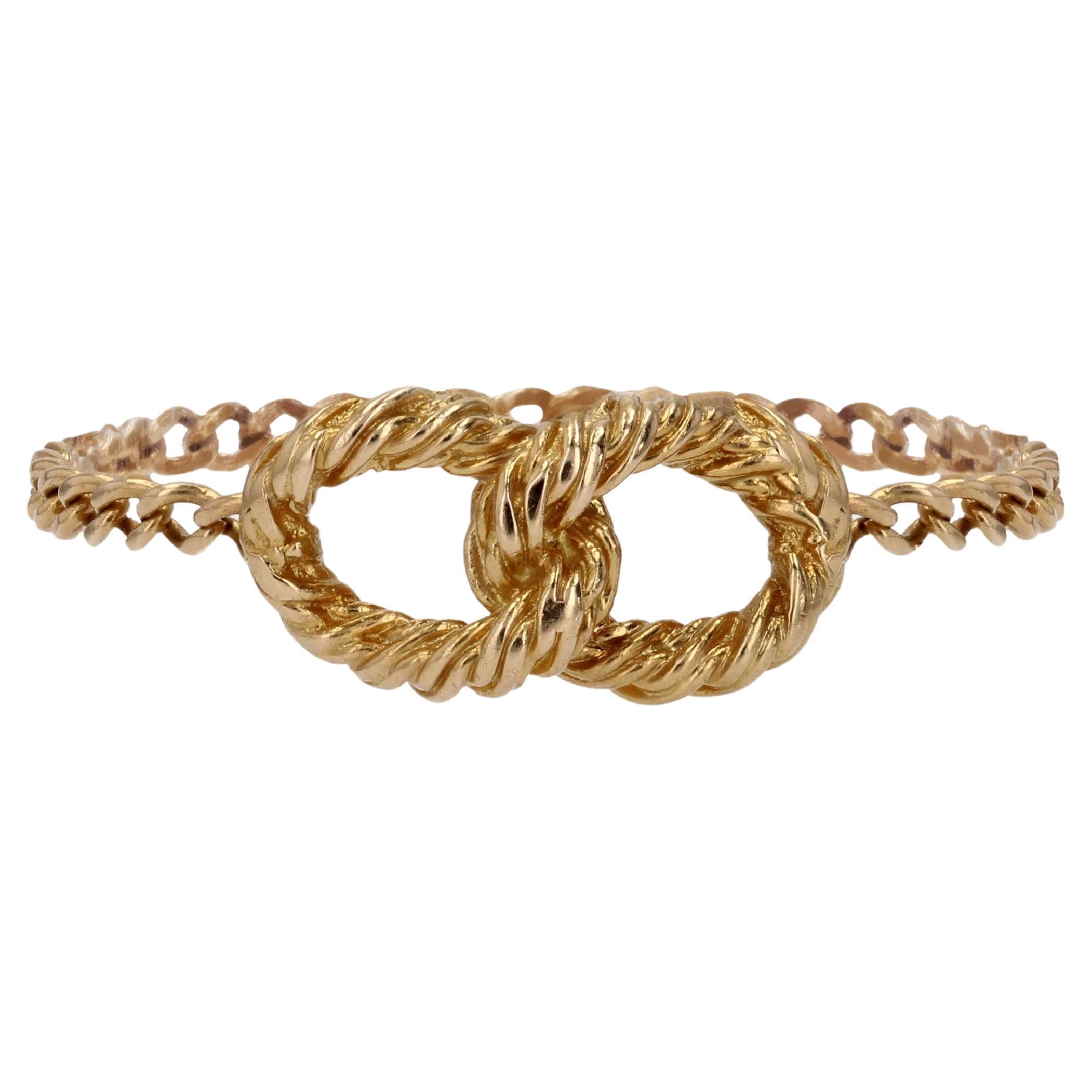 Modern 18 Karat Yellow Gold Interlaced Loop Chain Ring For Sale