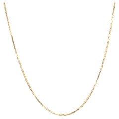 Modern 18 Karat Yellow Gold Interlocking Figaro Mesh Chain