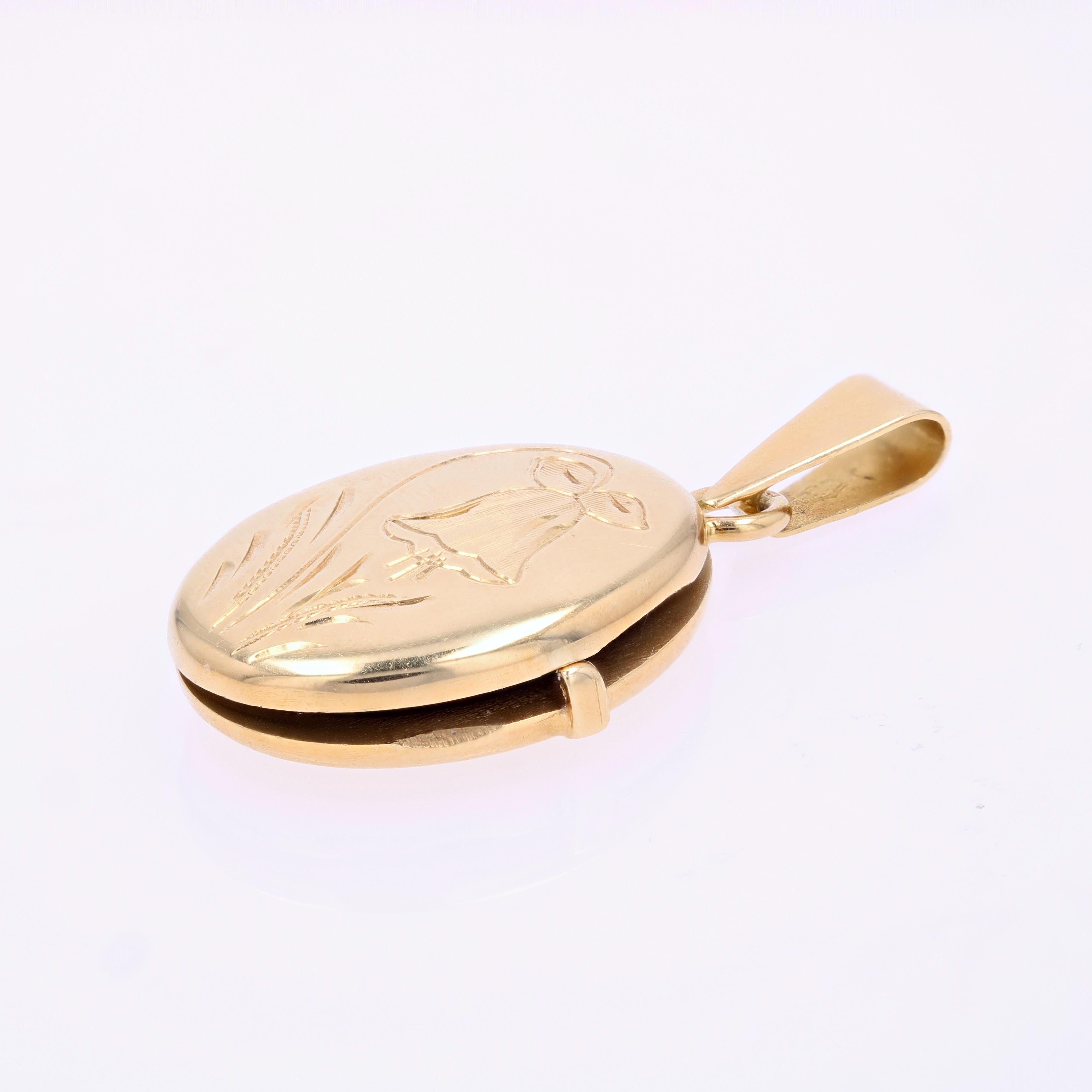 Pendentif médaillon ovale moderne en or jaune 18 carats en vente 5