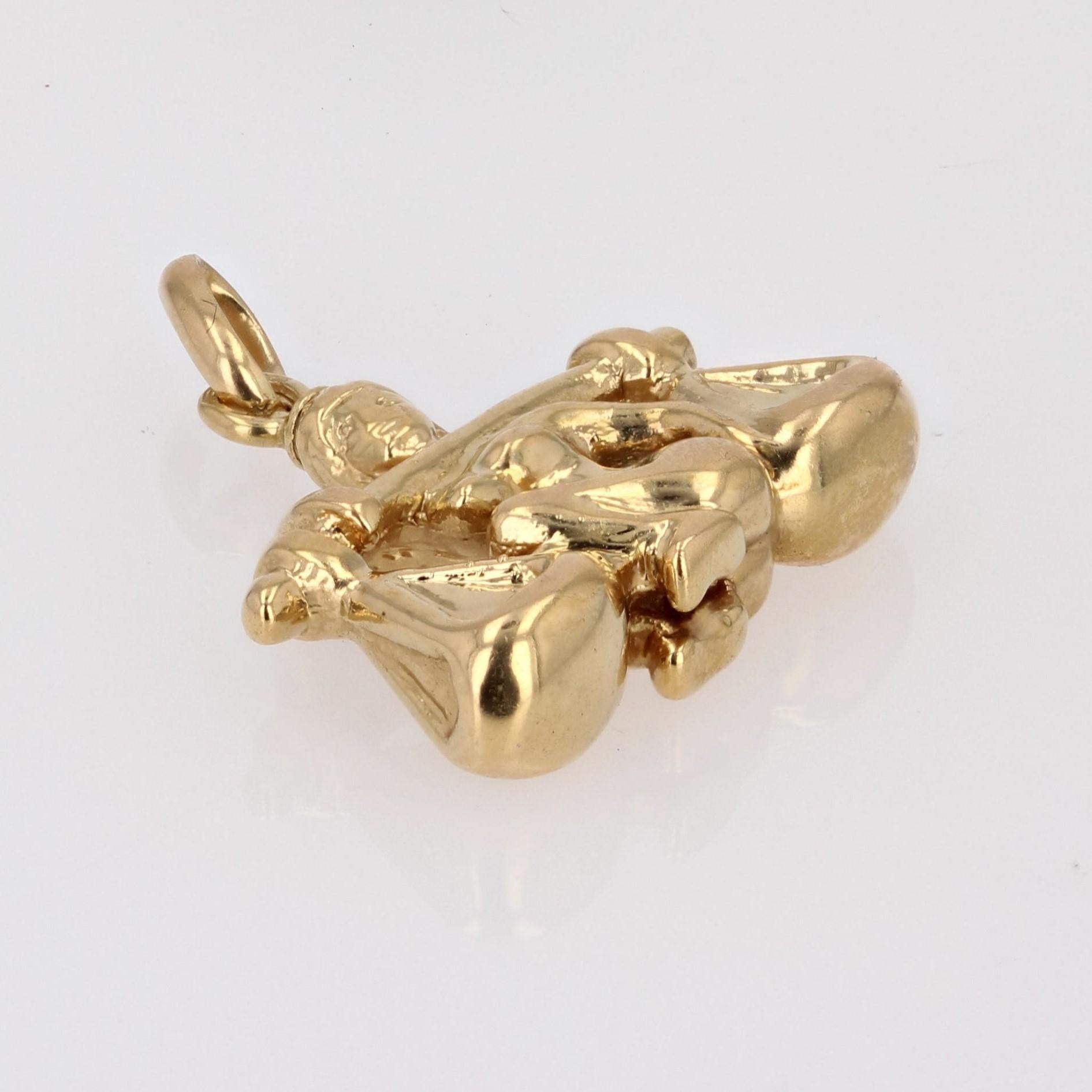 Modern 18 Karat Yellow Gold Scale Pendant In Good Condition For Sale In Poitiers, FR