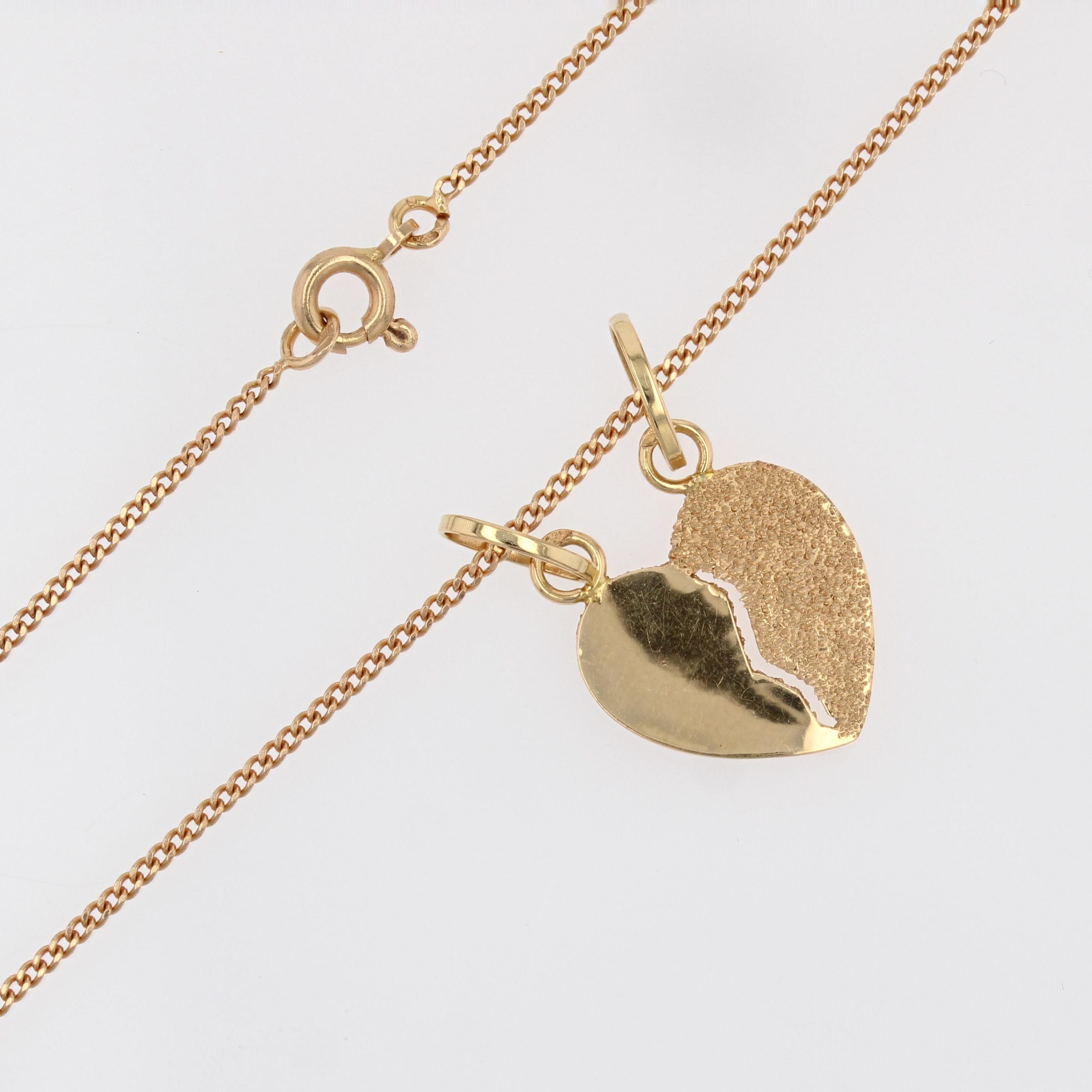 Pendentif et chaîne moderne en or jaune 18 carats en forme de cœur en vente 2
