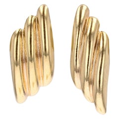 Moderne Ohrstecker aus 18 Karat Gelbgold