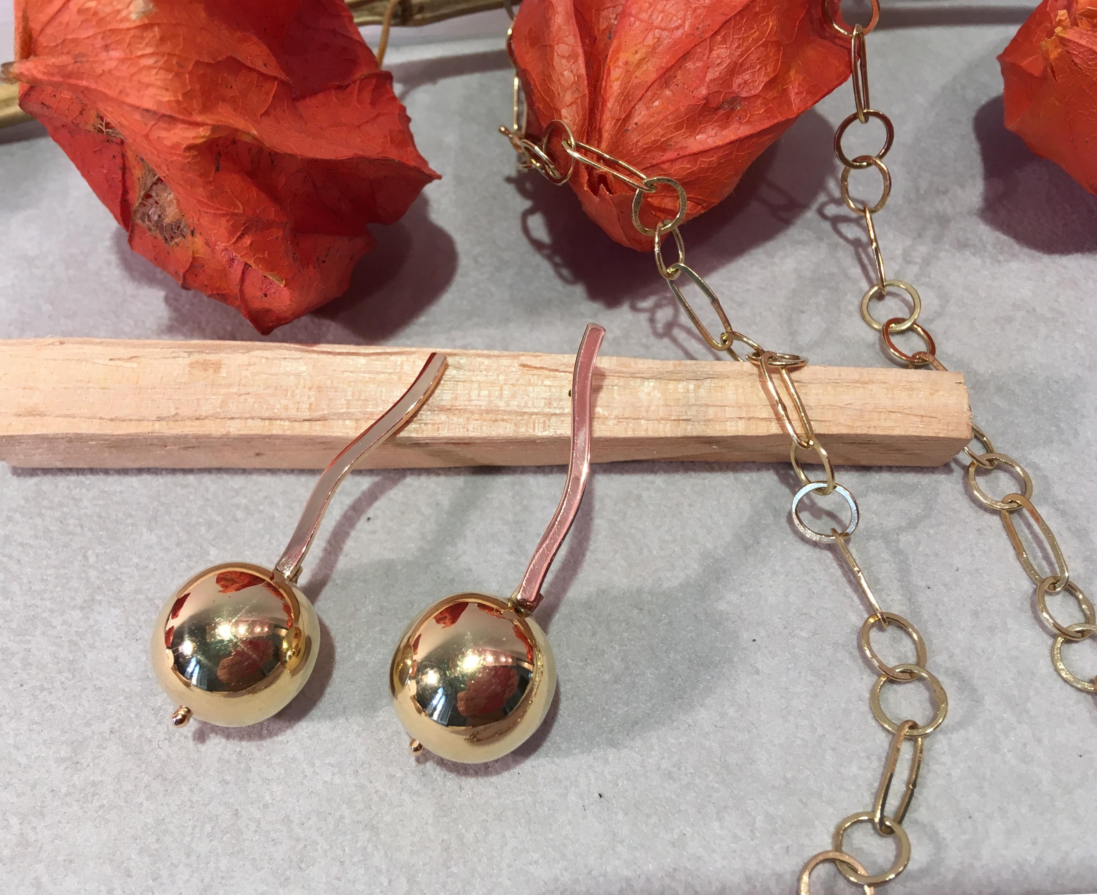 Modern 18 Karat Yellow Gold Sun Globes Sfere Handcrafted Dangle Design Earrings For Sale 8