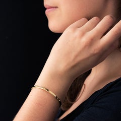 Modern 18 Karat Yellow Gold Thin Bangle Bracelet