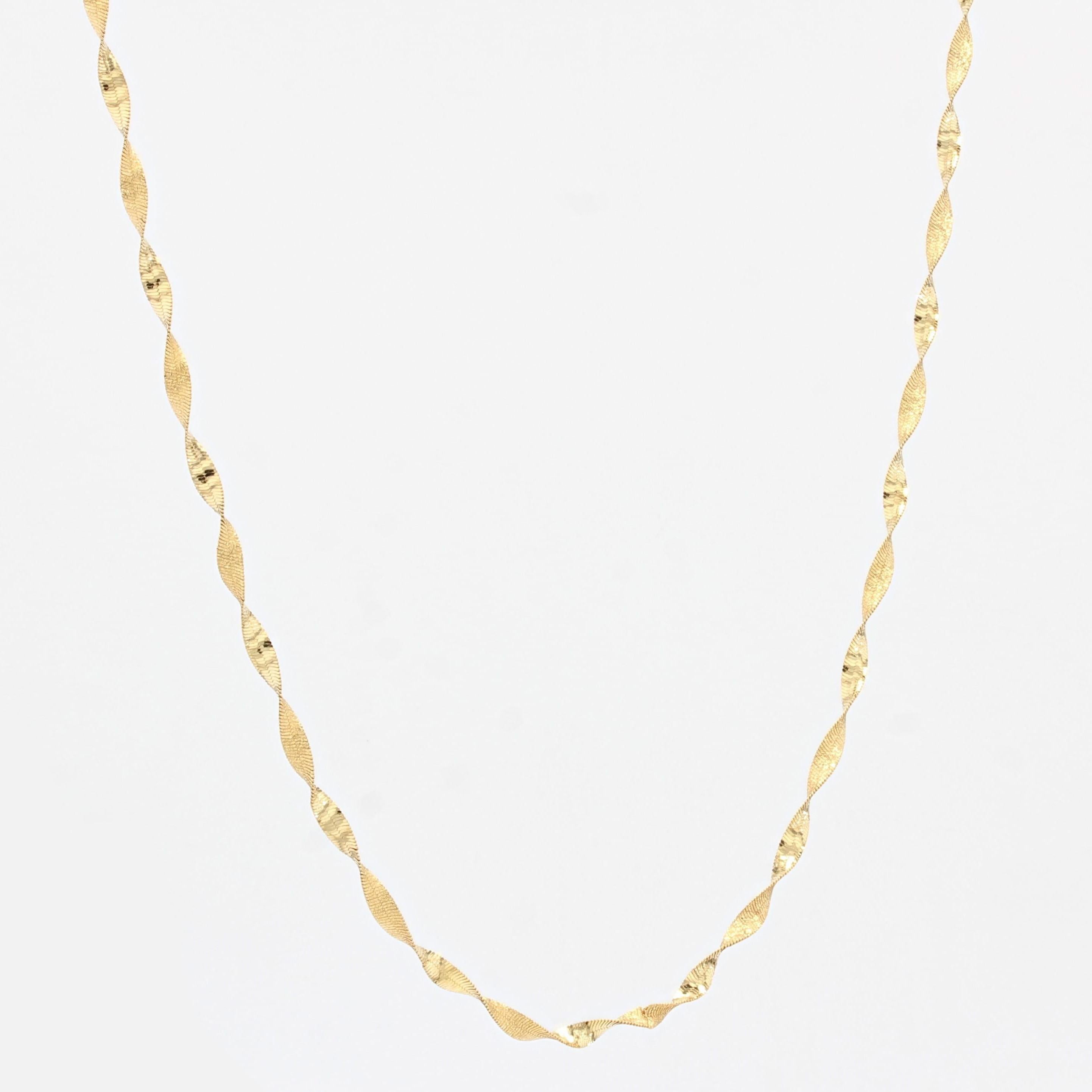 flat gold chain necklace
