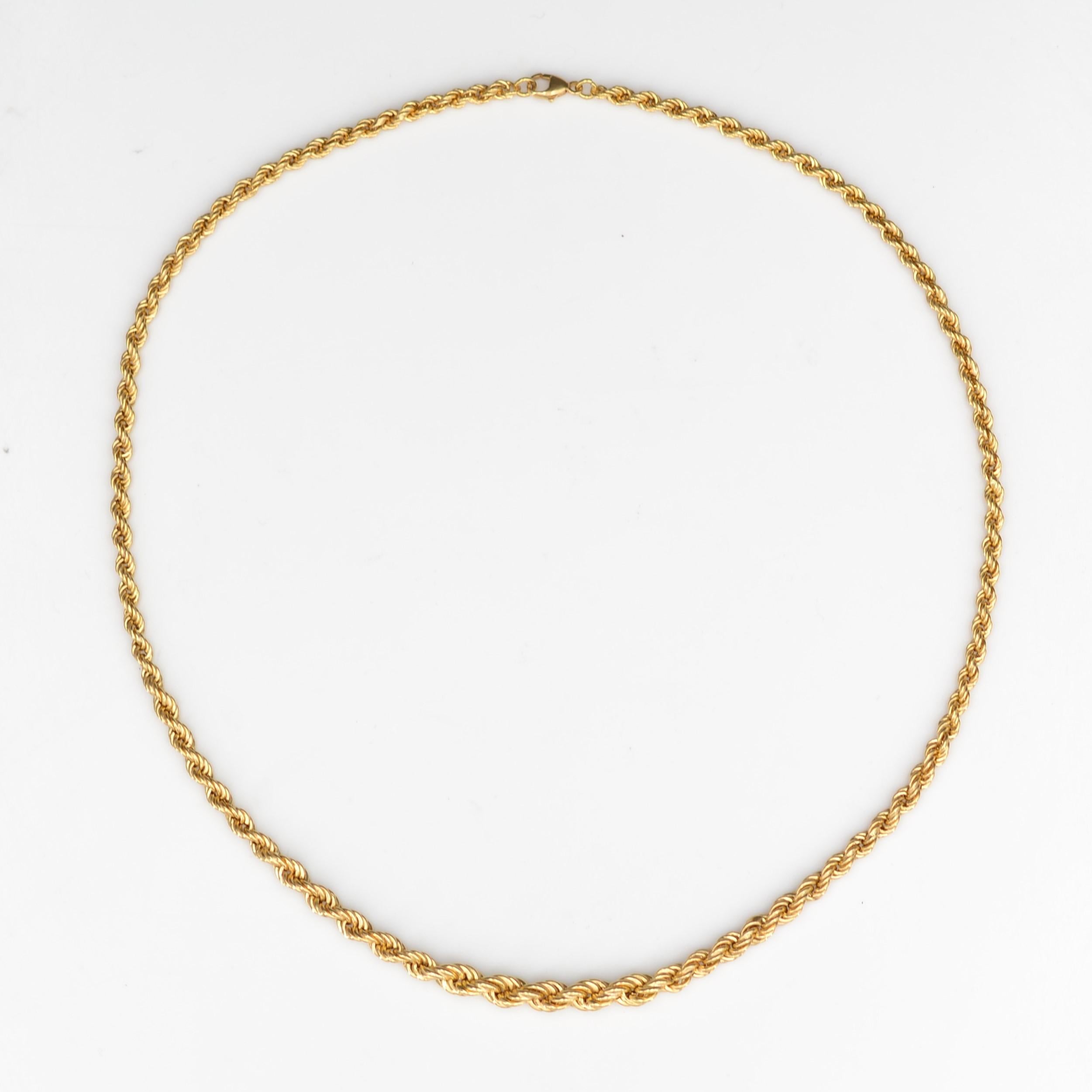 Modern 18 Karat Yellow Gold Twists Necklace In Good Condition For Sale In Poitiers, FR