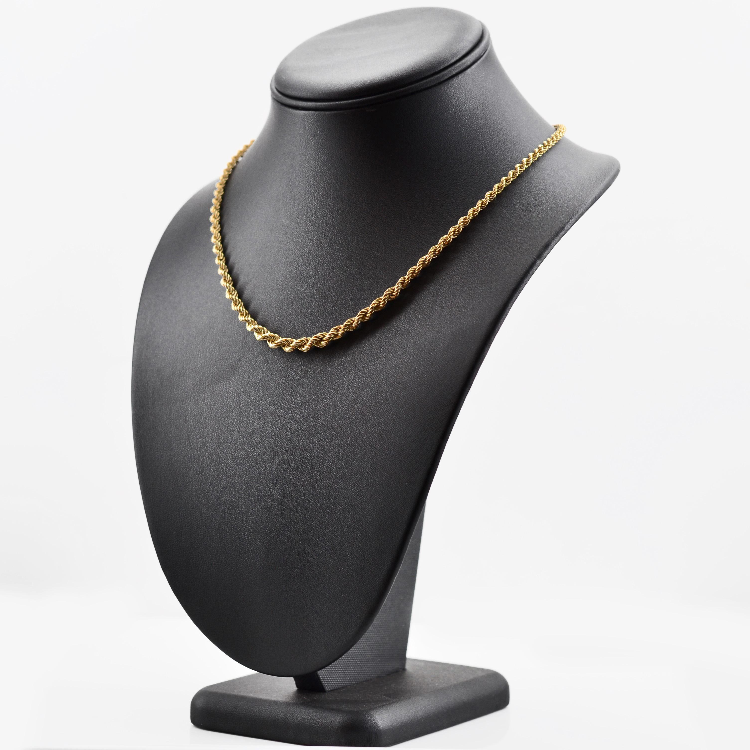 Modern 18 Karat Yellow Gold Twists Necklace For Sale 4