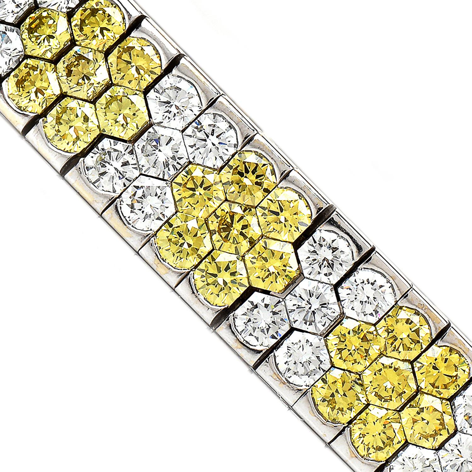 Women's or Men's Modern 18.72 Carat Natural Fancy Yellow Diamond 18 Karat Gold Bracelet For Sale