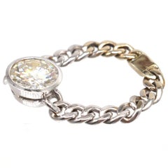 Anello moderno con solitario in oro bianco 18 carati e diamante da 1,8 carati, con catena