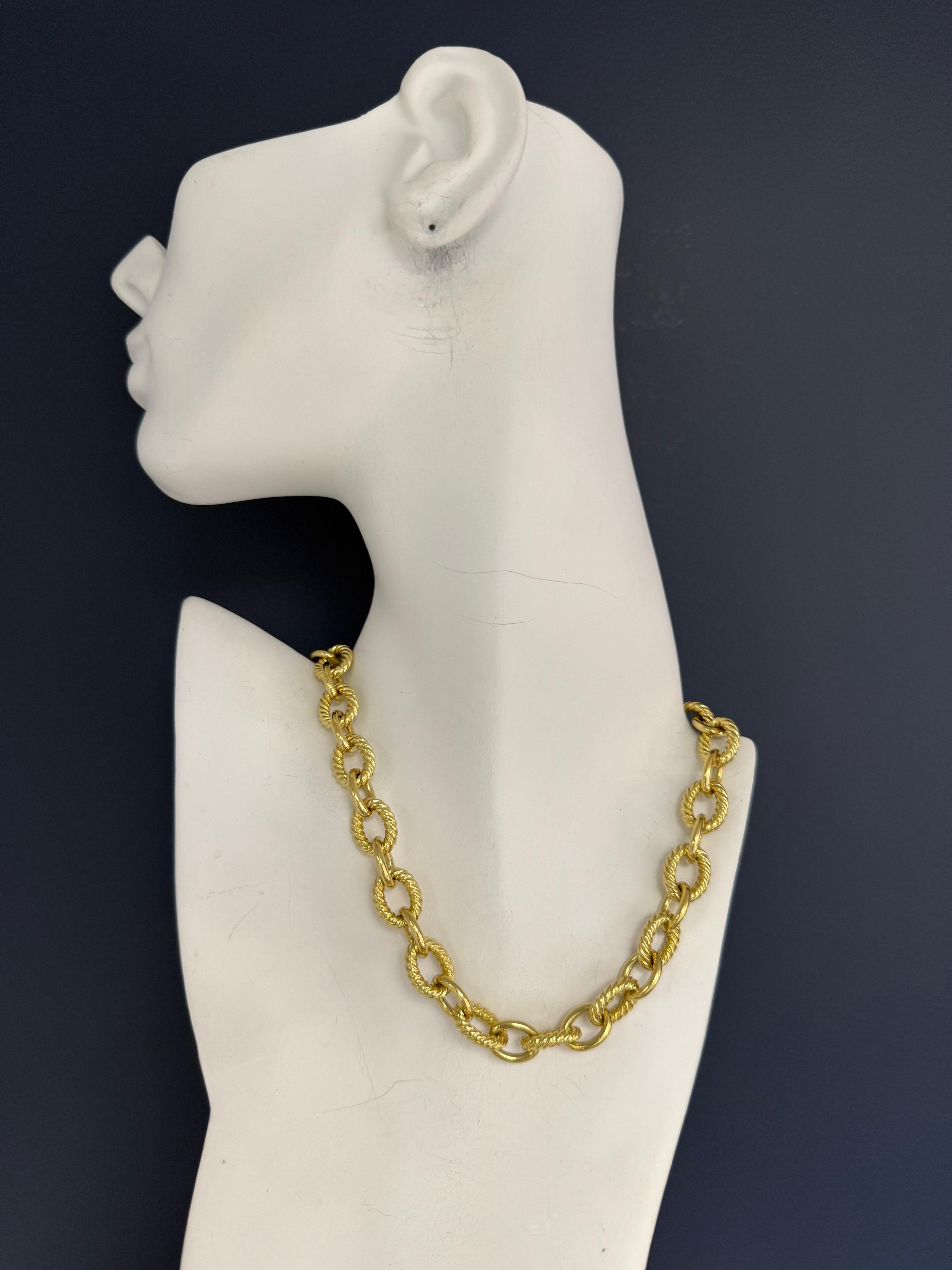 Women's Modern 18K Gold Large Curb Link Necklace & Bracelet Set by David Yurman For Sale