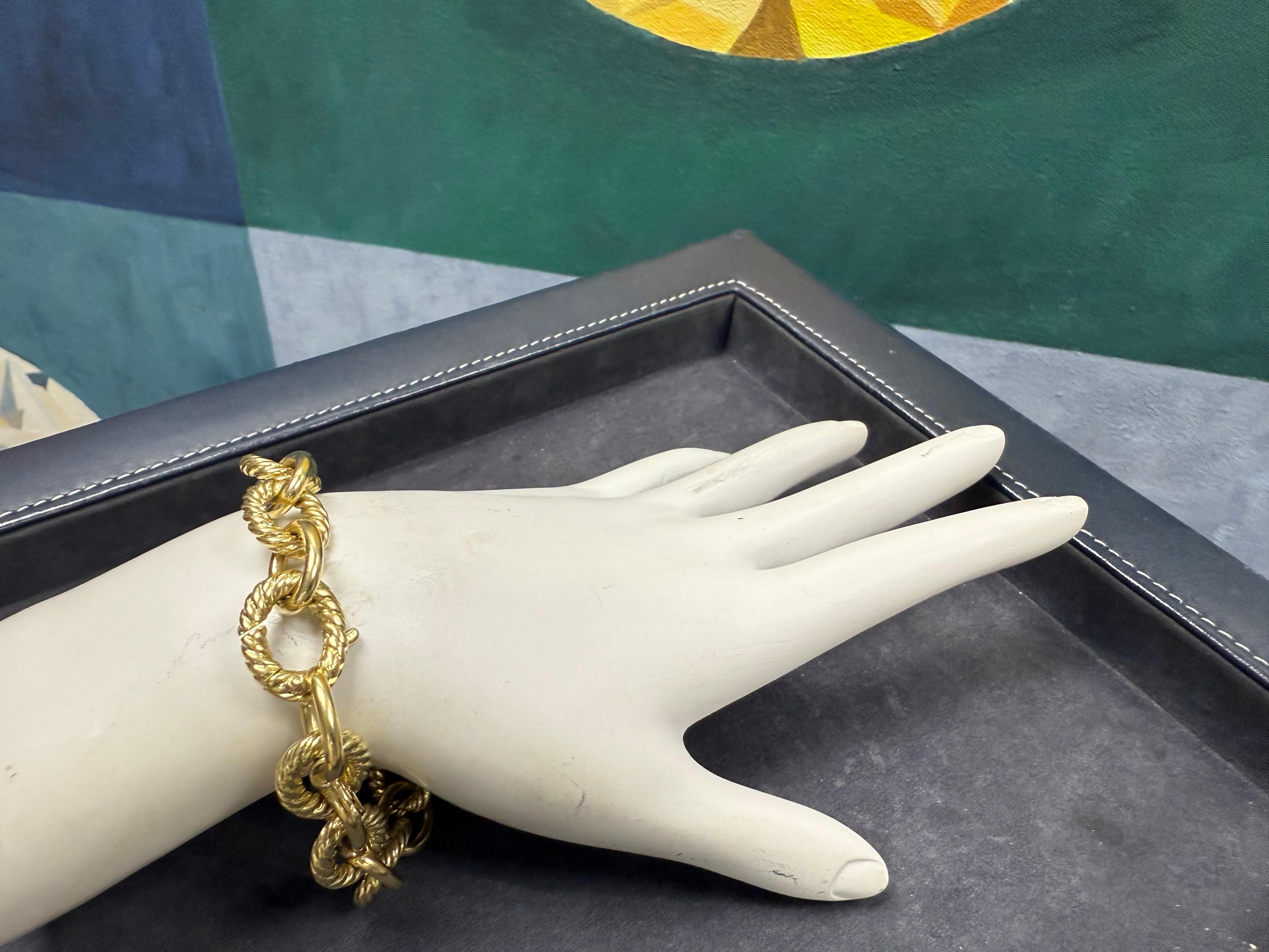 Modern 18K Gold Large Curb Link Necklace & Bracelet Set by David Yurman For Sale 1