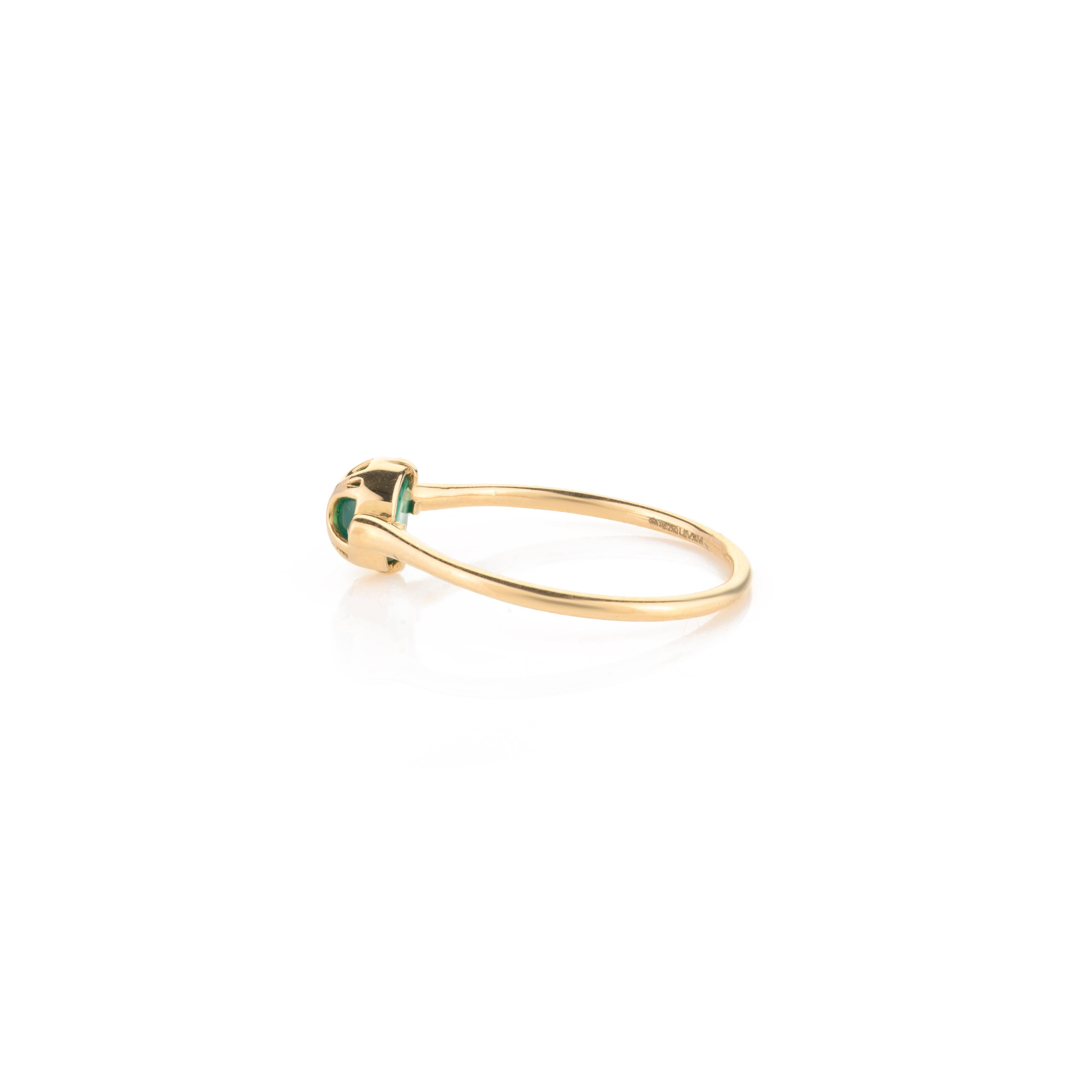 For Sale:  Modern 18k Solid Yellow Gold Green Onyx Minimalist Everyday Ring for Her 3