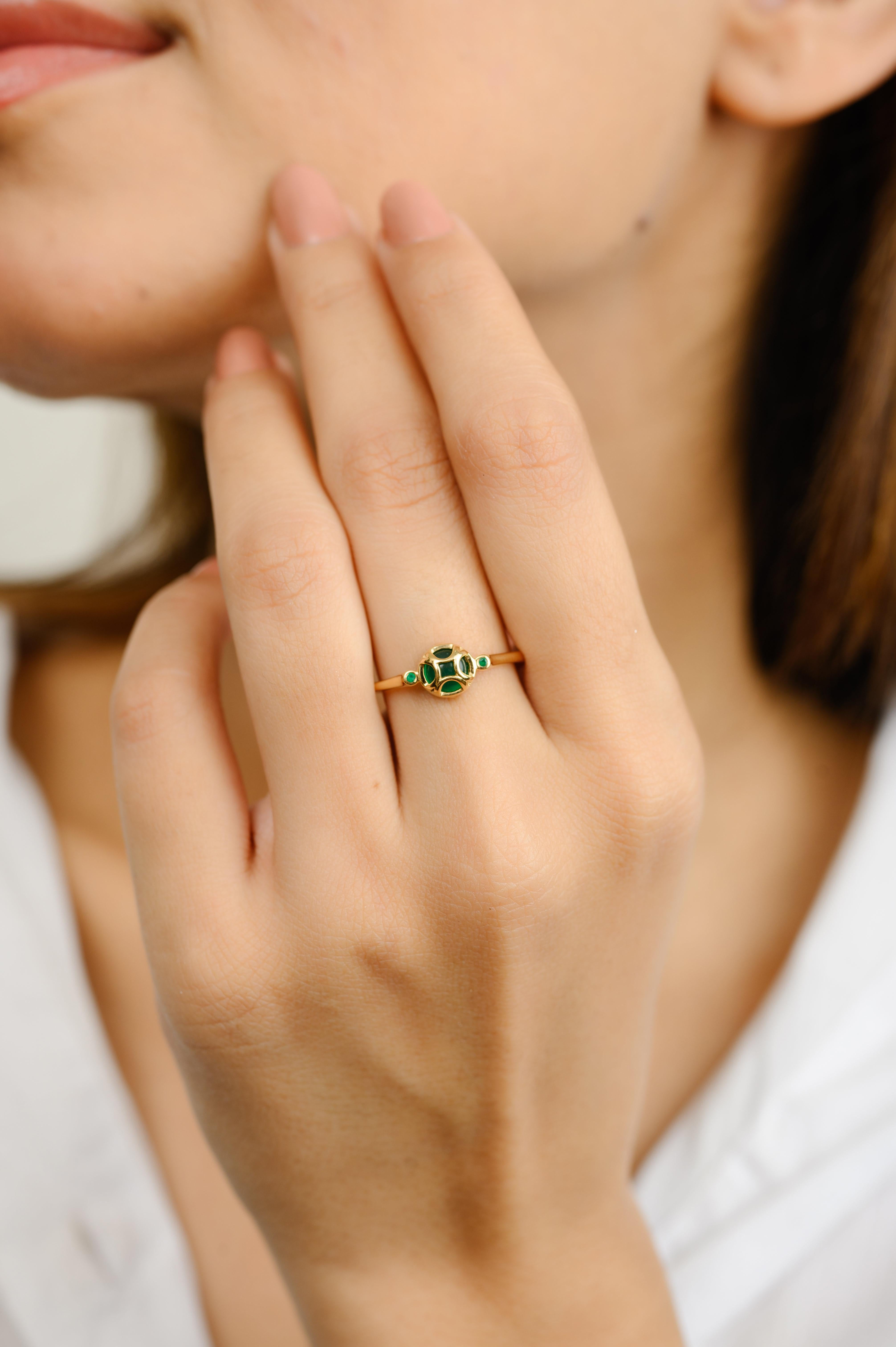 For Sale:  Modern 18k Solid Yellow Gold Green Onyx Minimalist Everyday Ring for Her 4
