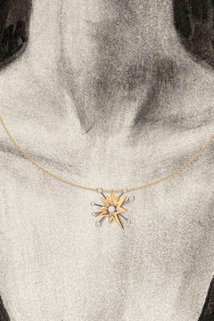Modern 18K White and Yellow Gold Necklace with Diamonds – Minimalist and Elegant