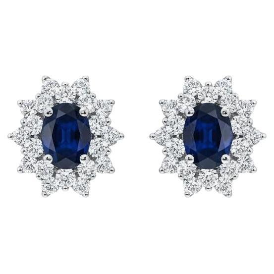 Pendientes modernos de oro blanco de 18 quilates con 7,30 quilates de zafiros y diamantes en venta