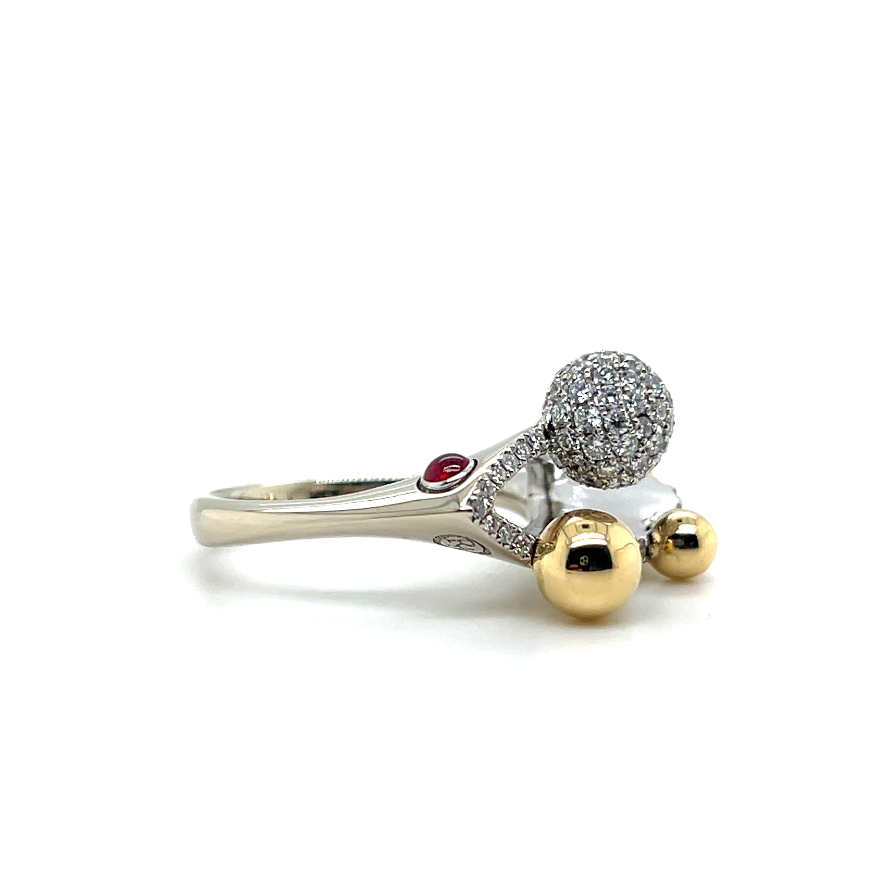 Anello moderno con diamante a forma libera in oro giallo e bianco 18 carati in vendita 8
