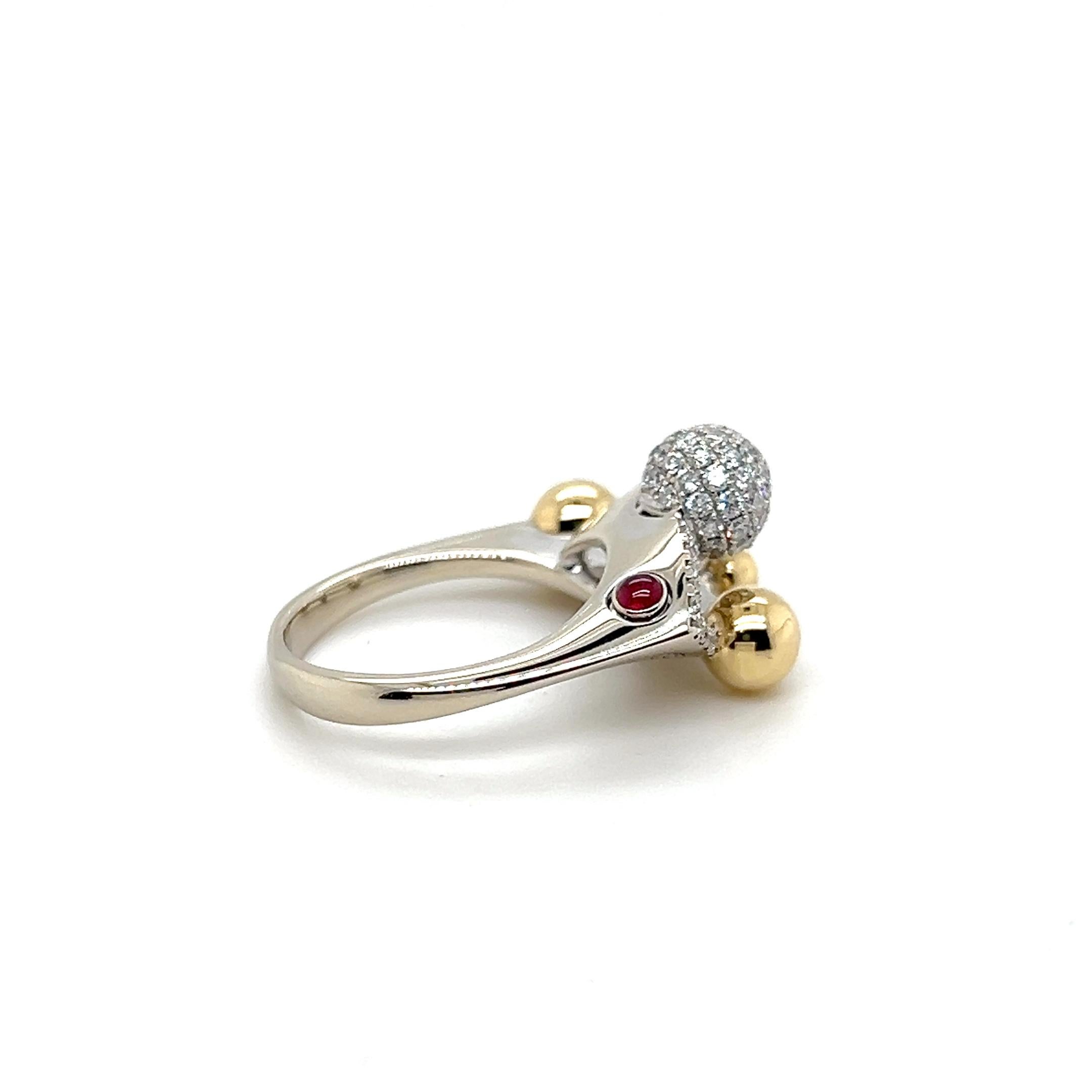 Anello moderno con diamante a forma libera in oro giallo e bianco 18 carati in vendita 3