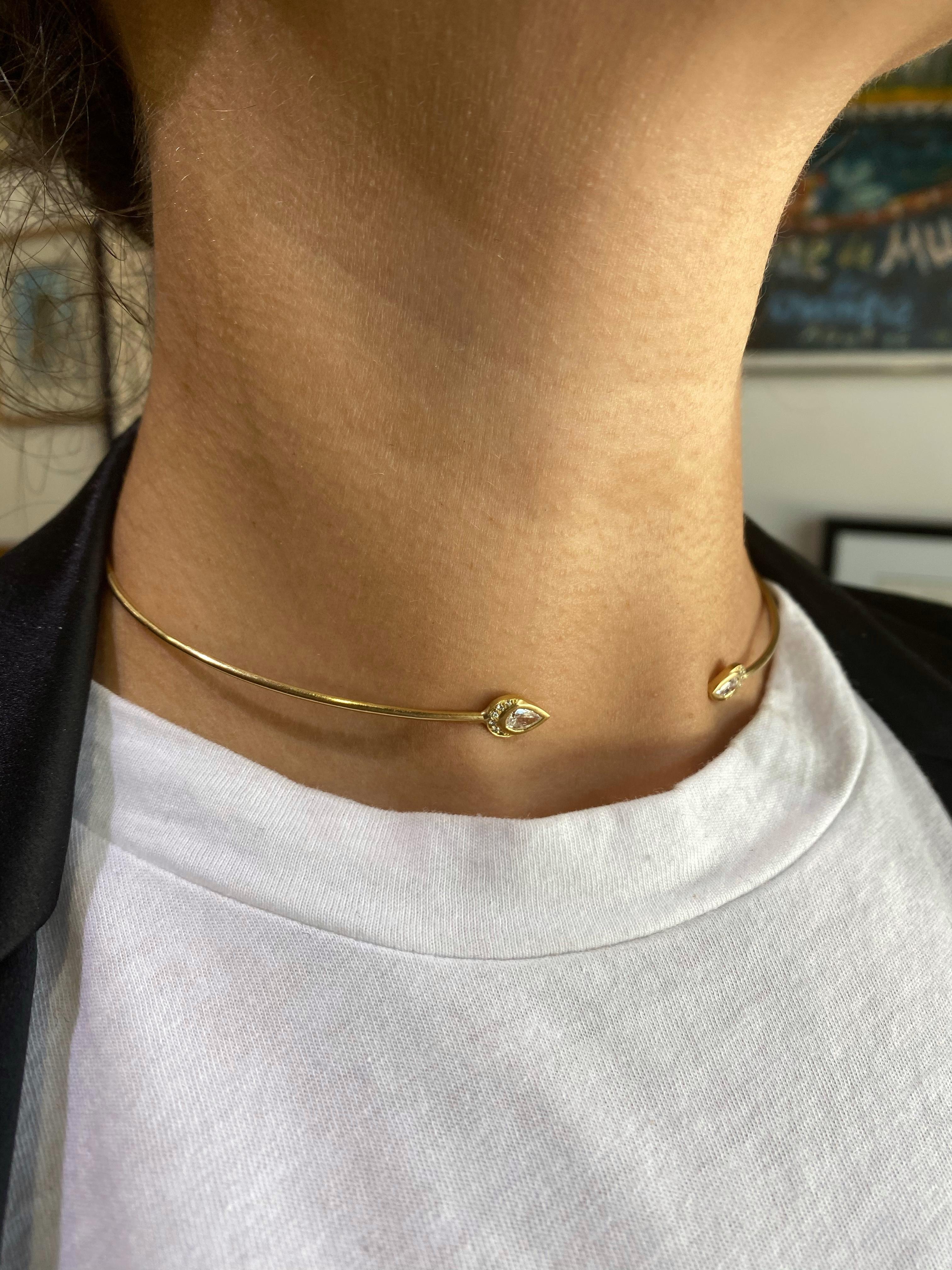 Modern 18K Yellow Gold and Diamond Wire Choker Necklace 6