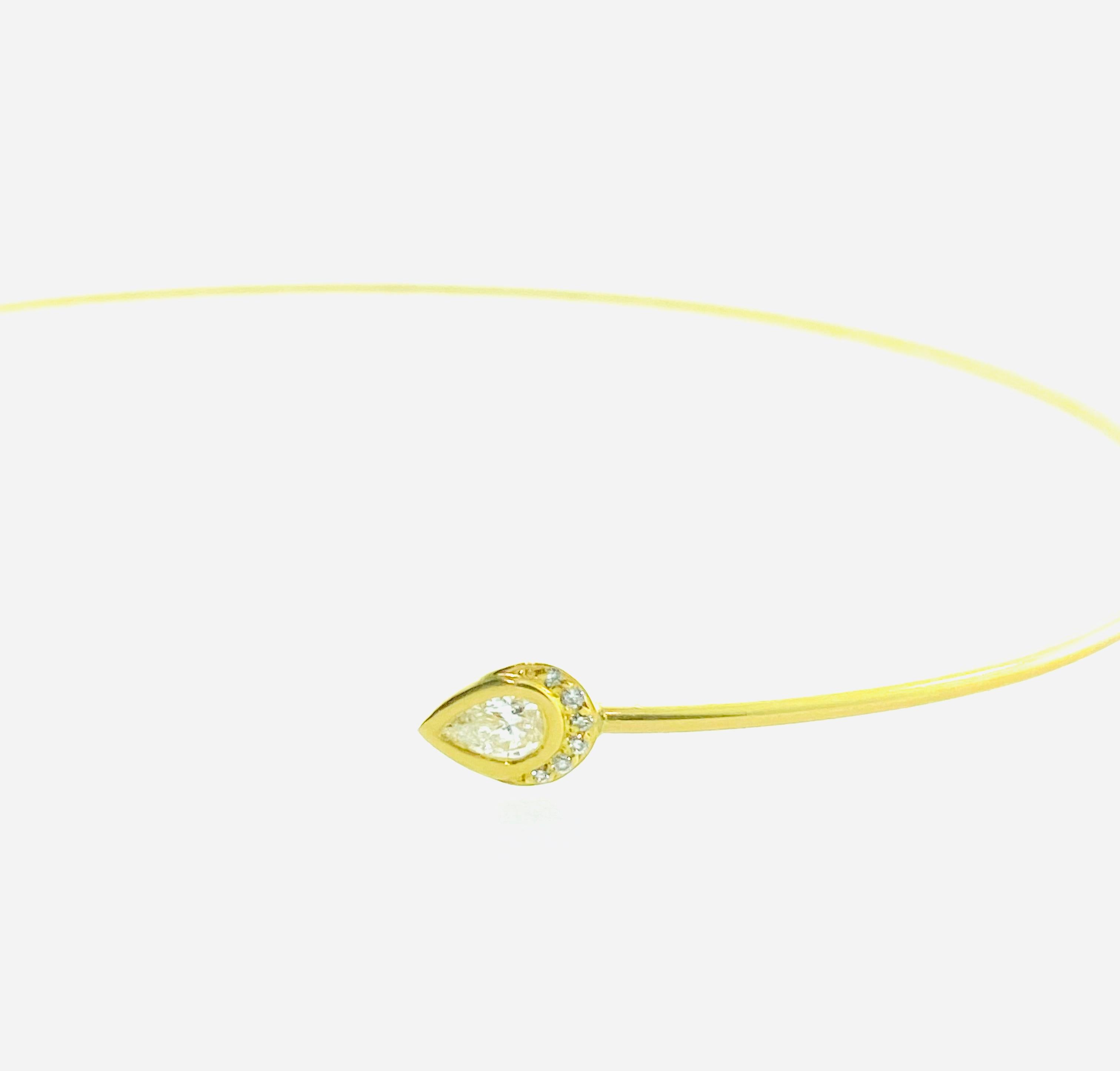 Modern 18K Yellow Gold and Diamond Wire Choker Necklace 2