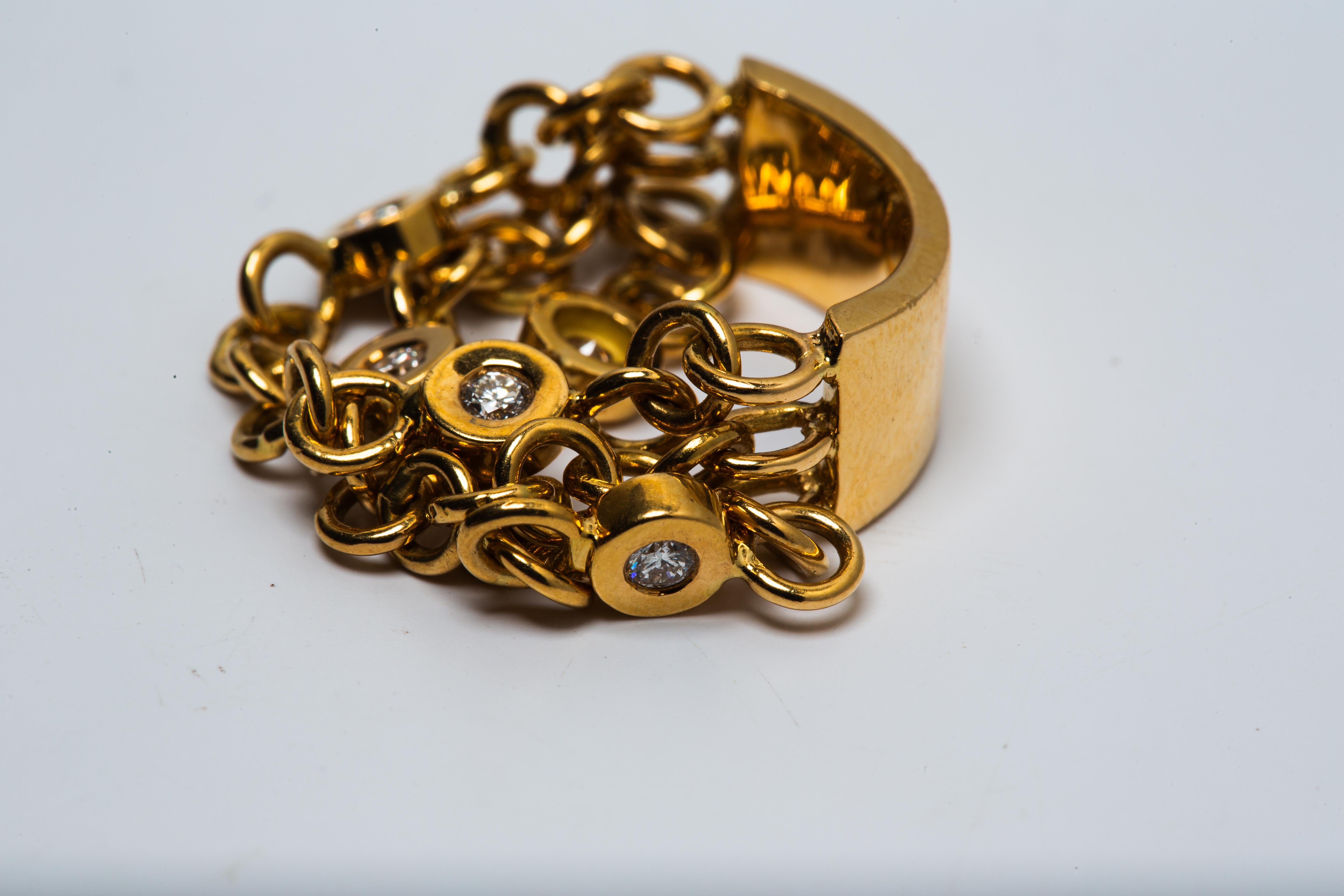 Anello moderno con diamante a catena in oro giallo 18k in vendita 5