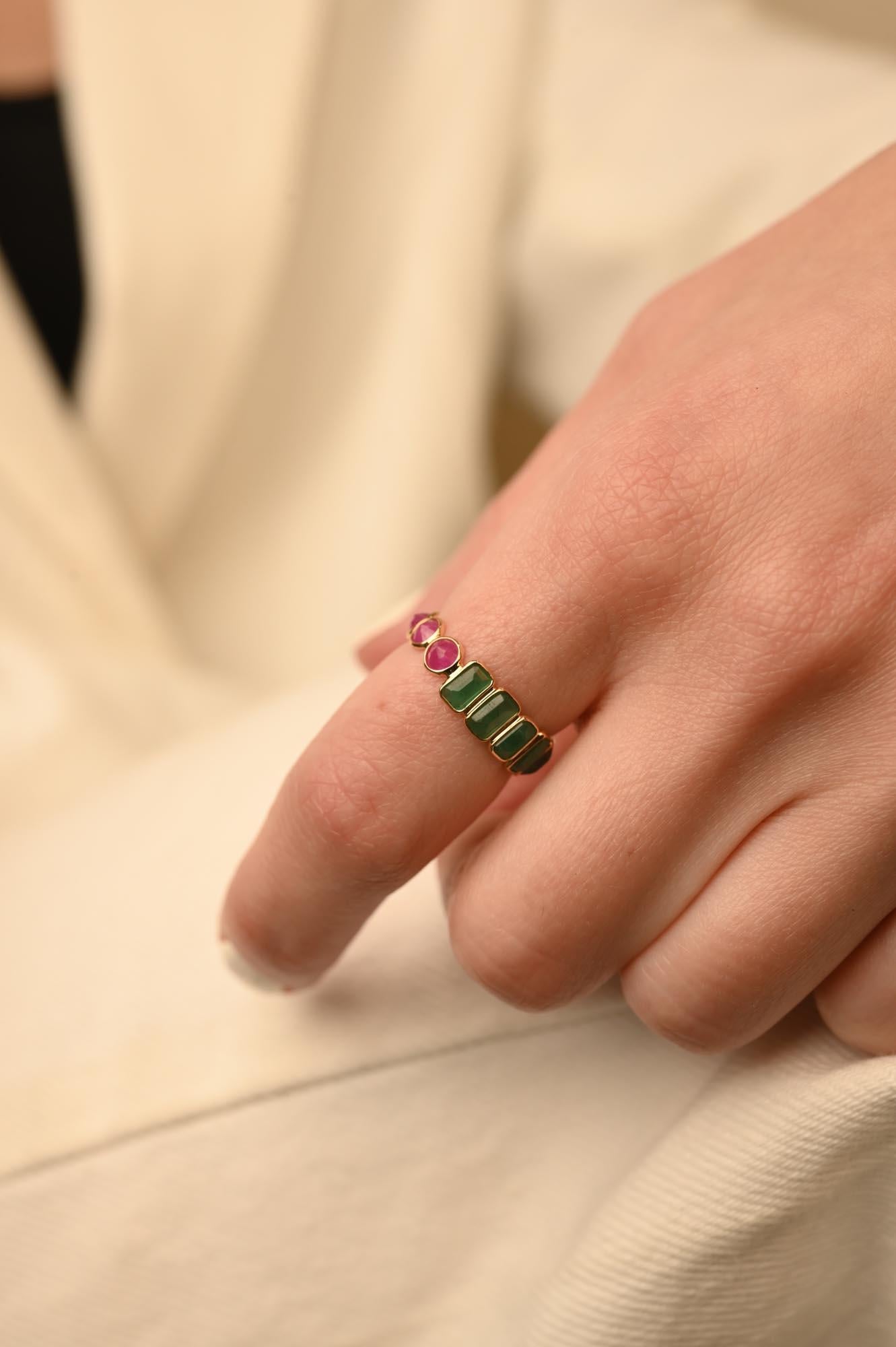 For Sale:  Modern 18k Yellow Gold Emerald Ruby Reversible Band Ring 4