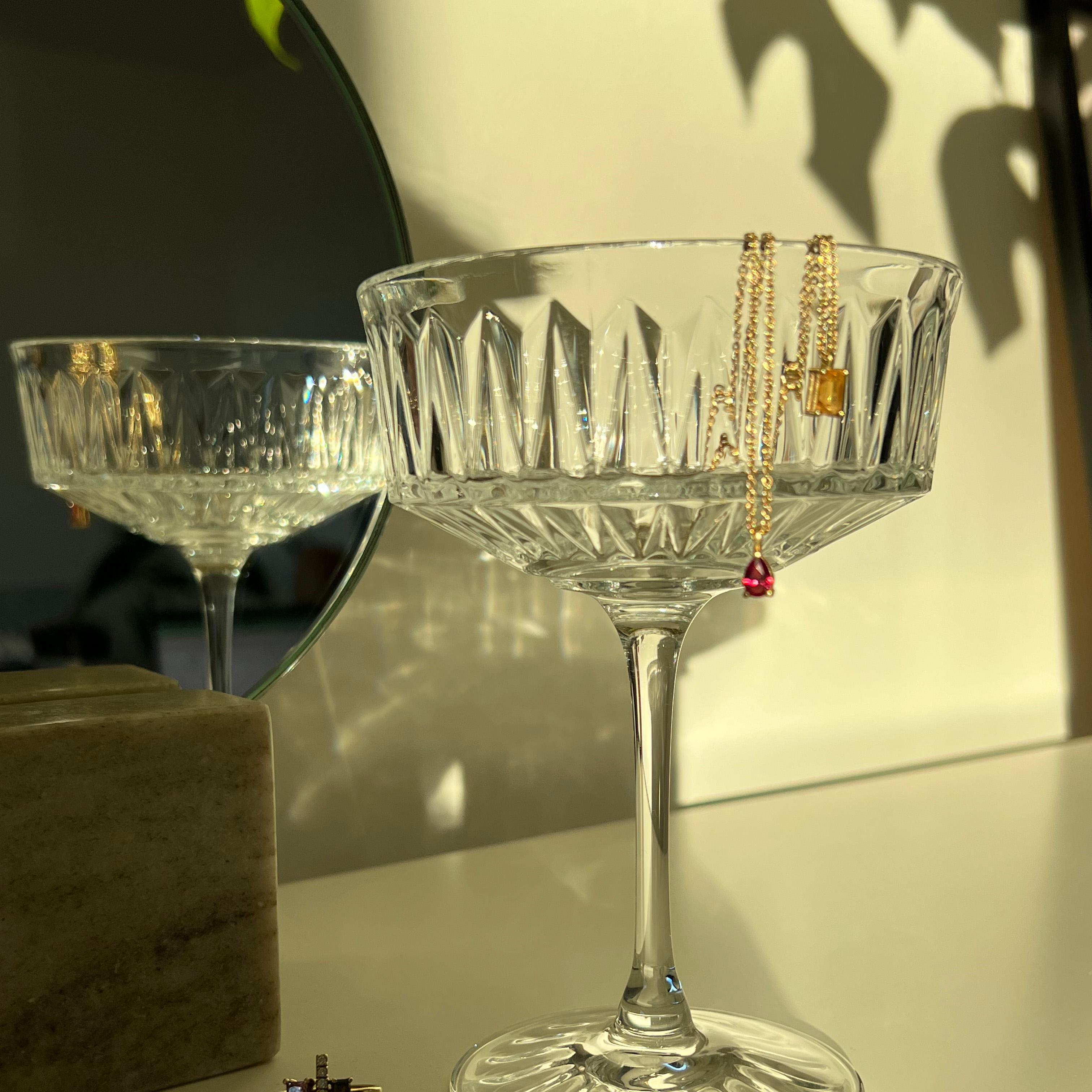 Collana moderna in oro giallo 18k con citrino taglio smeraldo in vendita 1