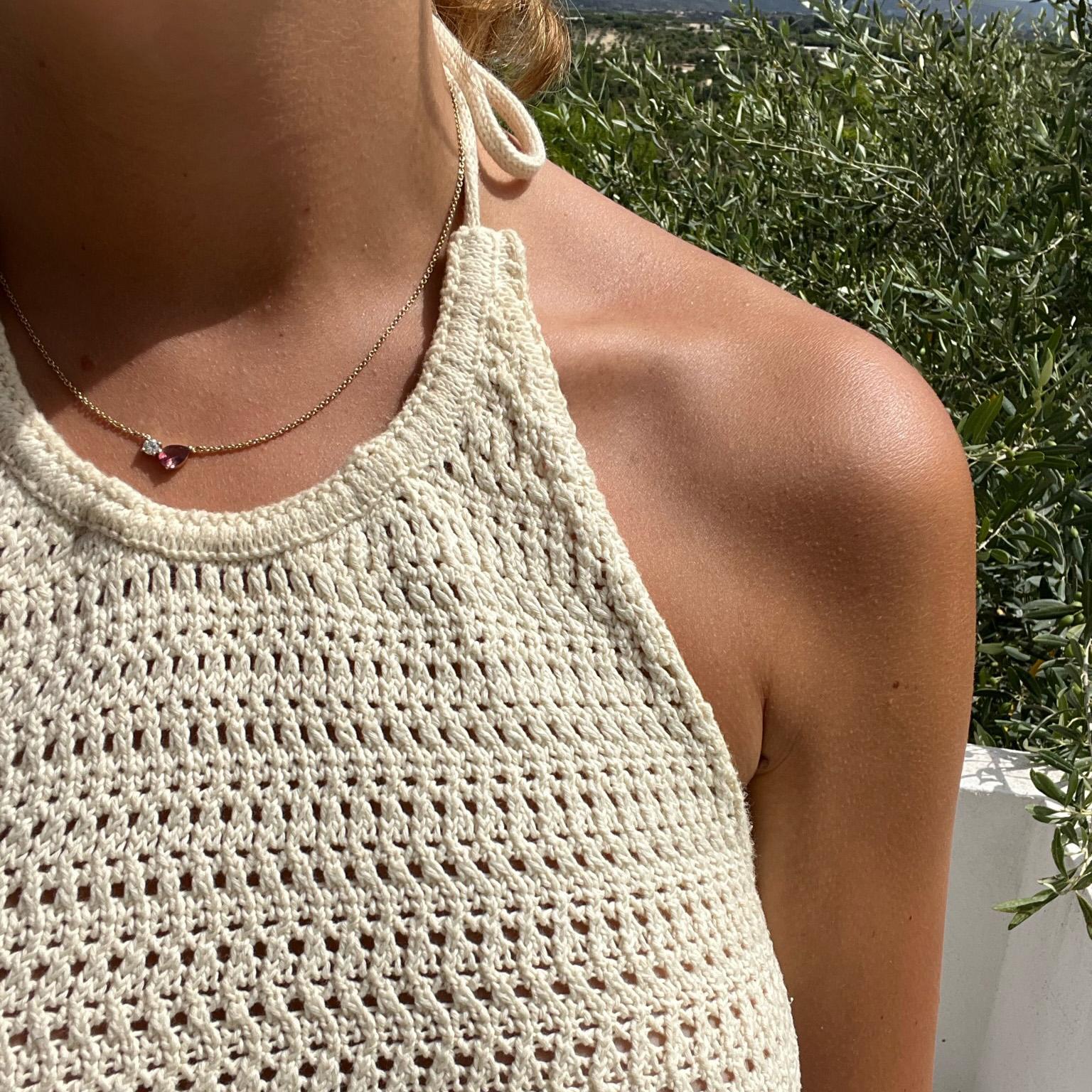 Moderne Halskette aus 18 Karat Gelbgold mit Citrin im Birnenschliff und rundem Diamanten im Zustand „Neu“ im Angebot in Antwerp, BE