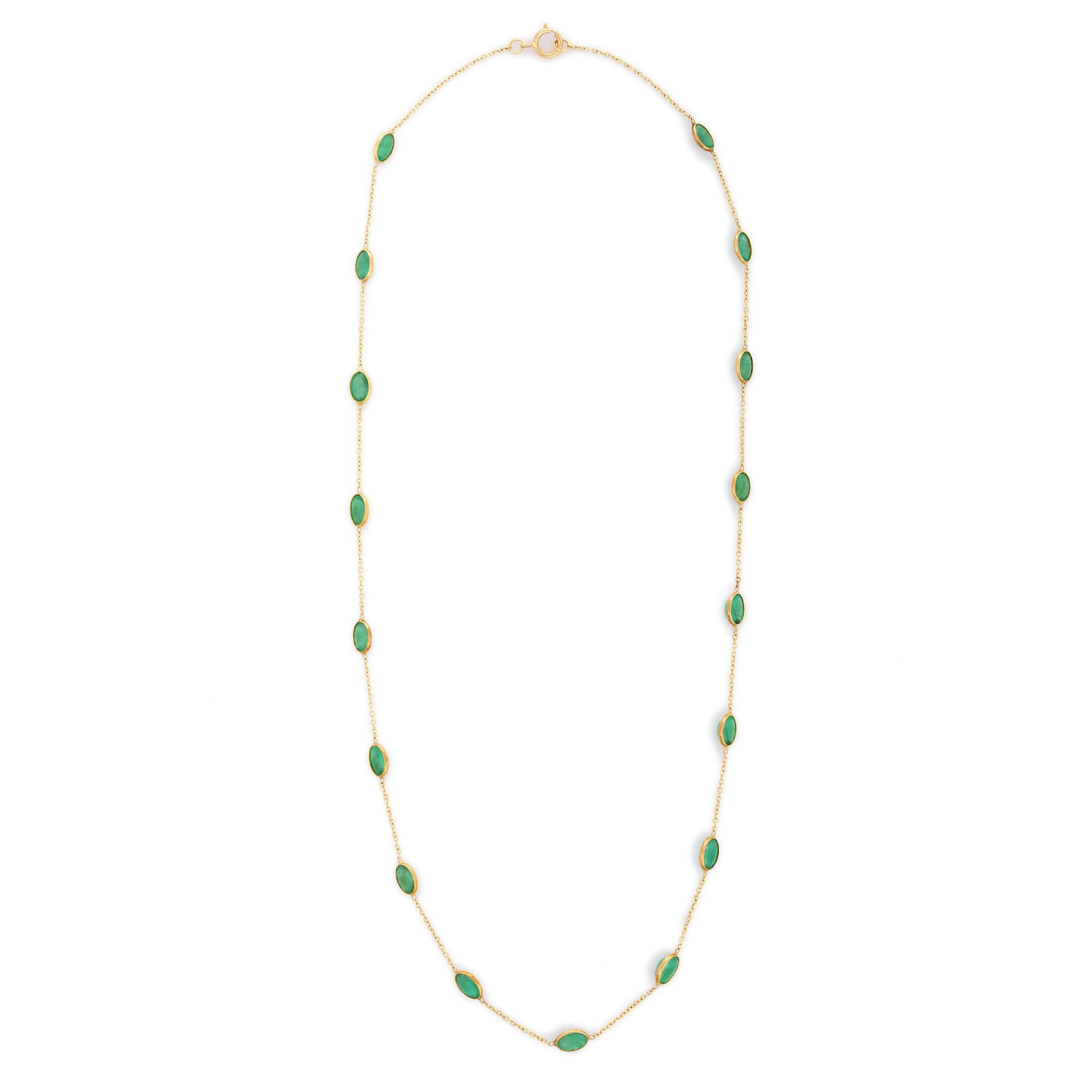 Modern 18K Yellow Gold Oval Cut 7.6 Ct Green Emerald Chain Necklace For Sale 1