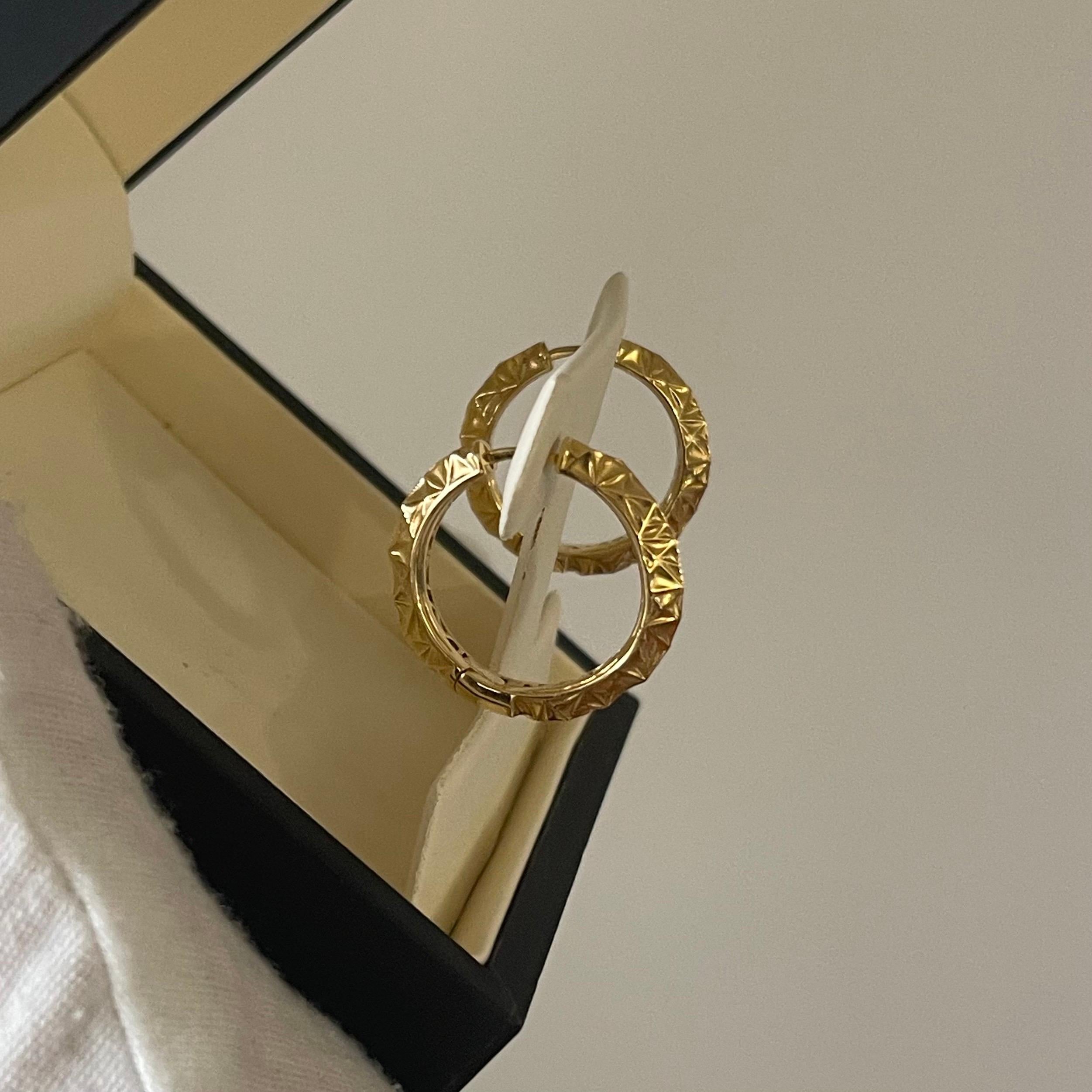 Textured 18K Yellow Gold Hoop Earrings For Sale 2