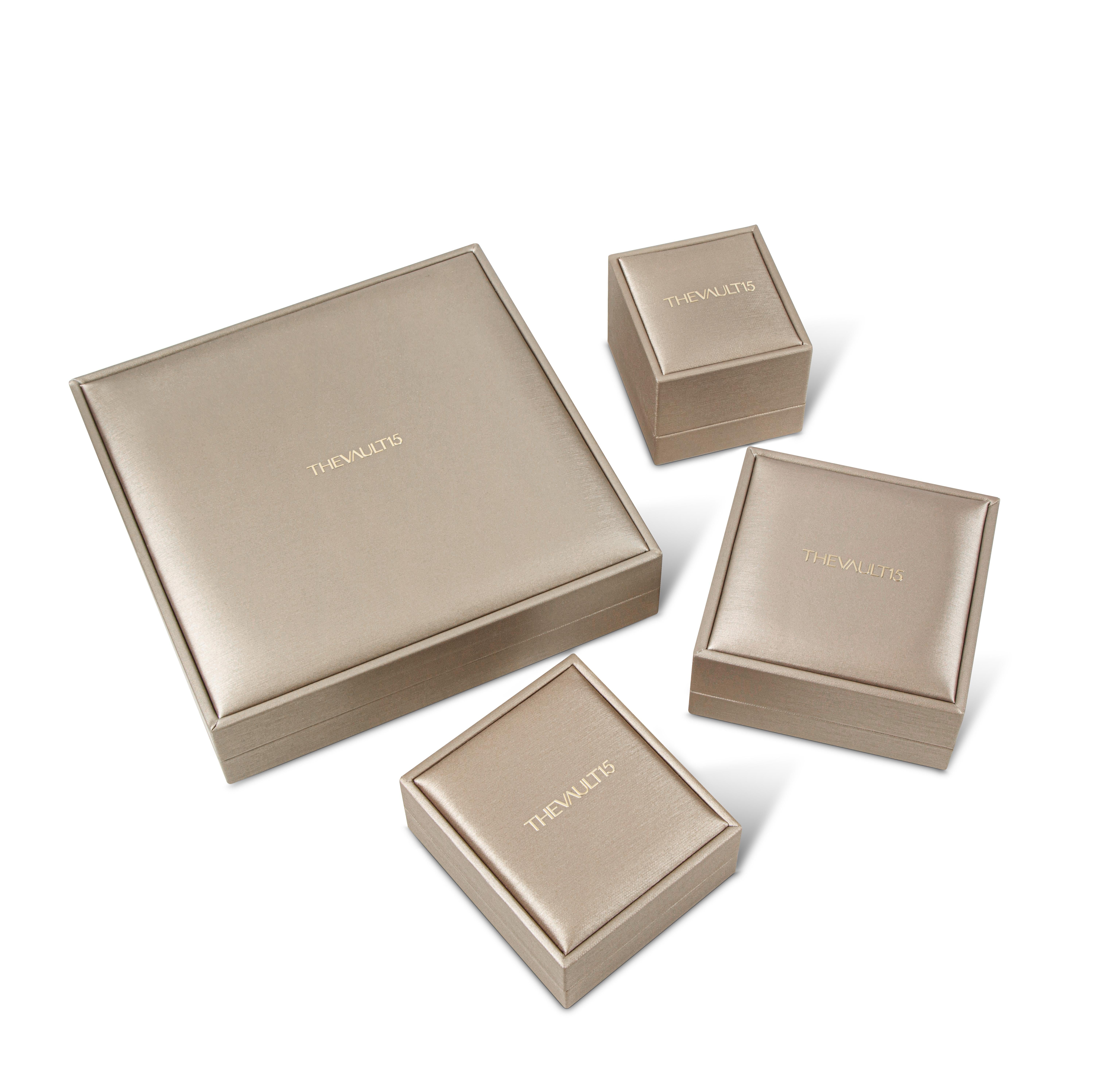 Femenino o masculino Moderno Pendiente Pavé de Diamantes 18k YG con Perlas Akoya en venta