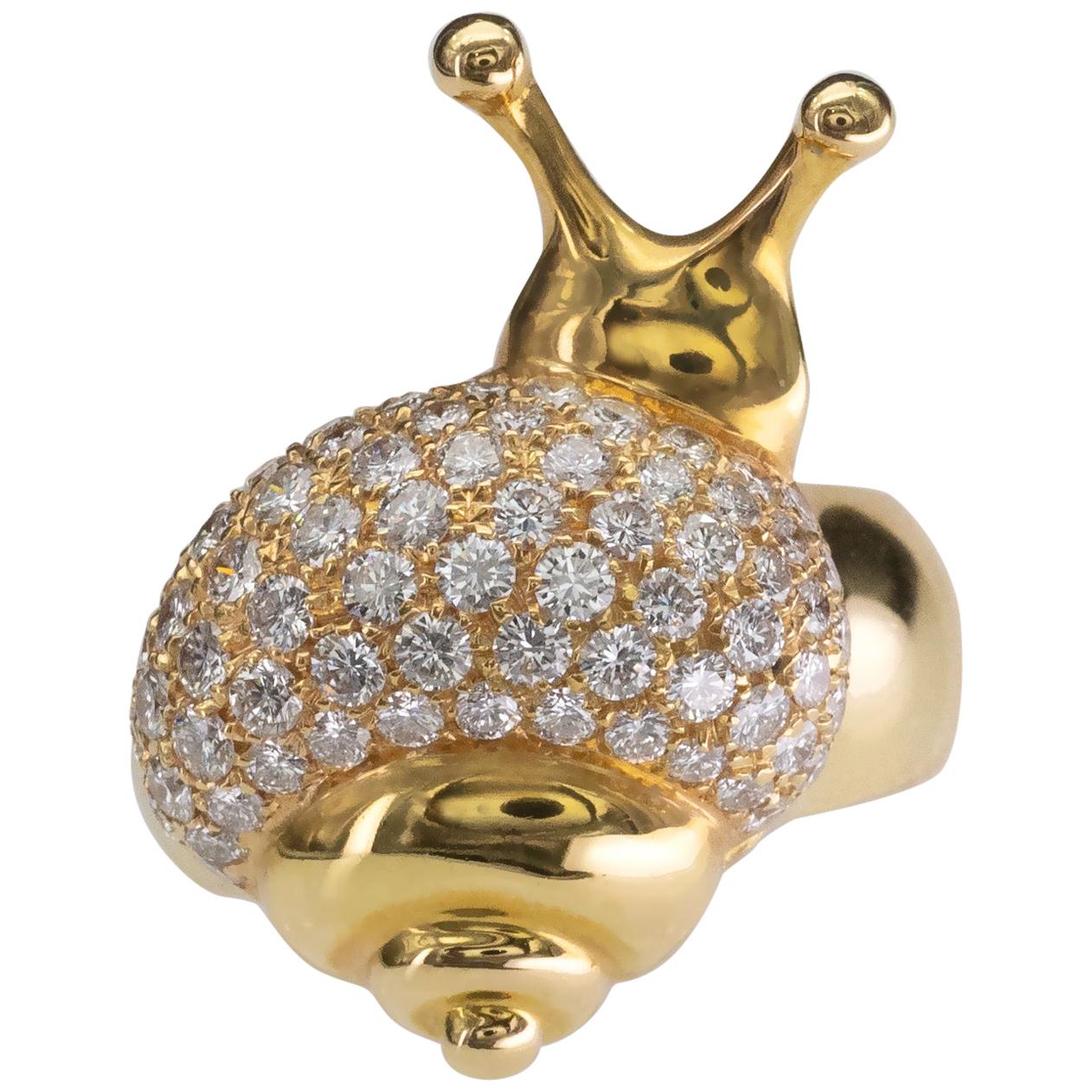 Modern 18 Karat Gold Snail Diamond Cocktail Ring For Sale