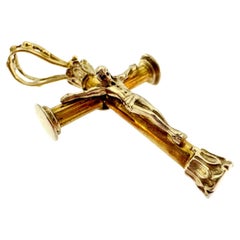 Modern 18kt Yellow Gold Italian Crucifix