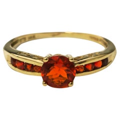 Moderner 1,90 Karat orangefarbener Saphir in 14k Gelbgold Ring 